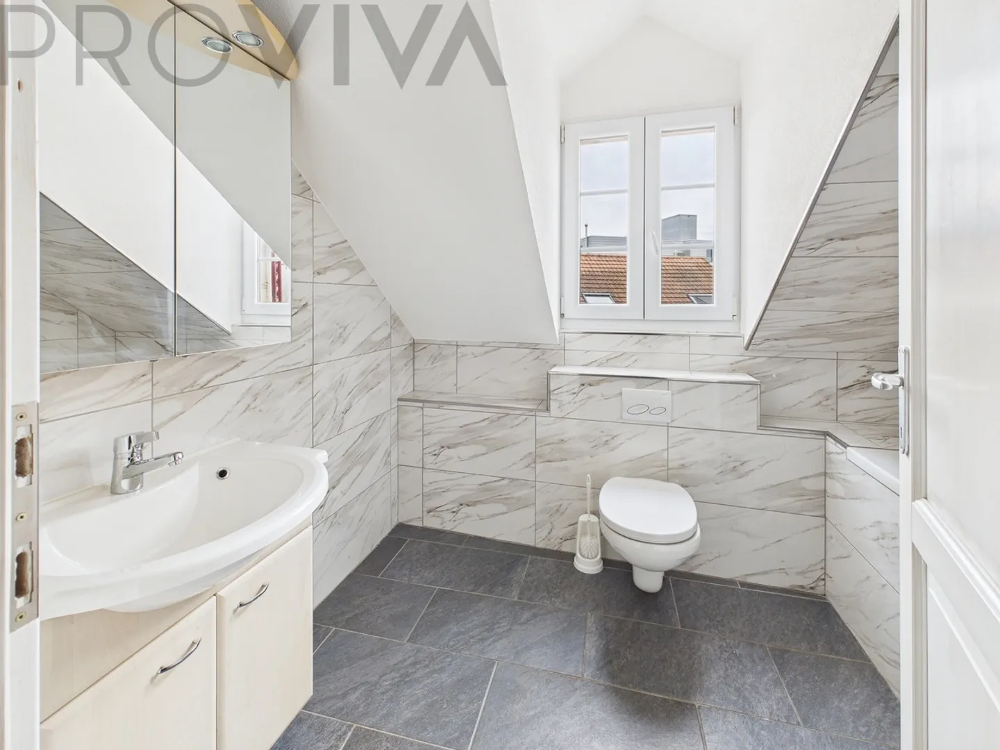 Dernier étage 3.5 pièces - Photo 6 sur 7