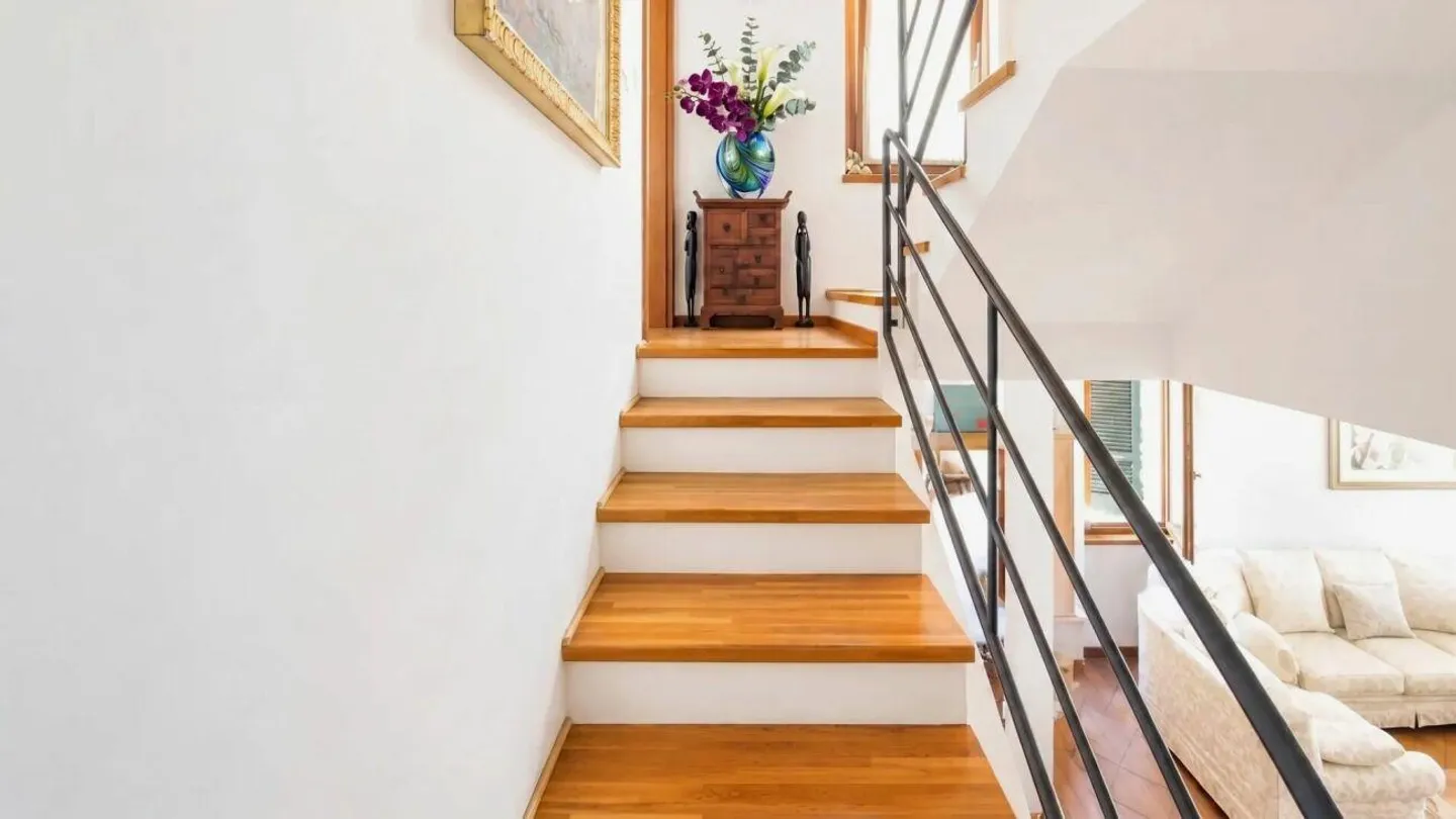Casa di charme con camino, terrazzo e locale hobby insonorizzato - Photo 9 of 13