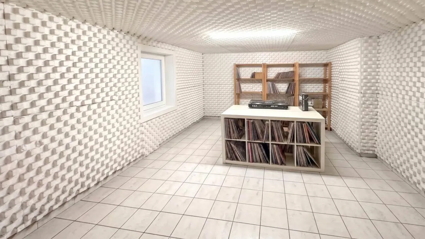 Casa di charme con camino, terrazzo e locale hobby insonorizzato - Photo 13 of 13