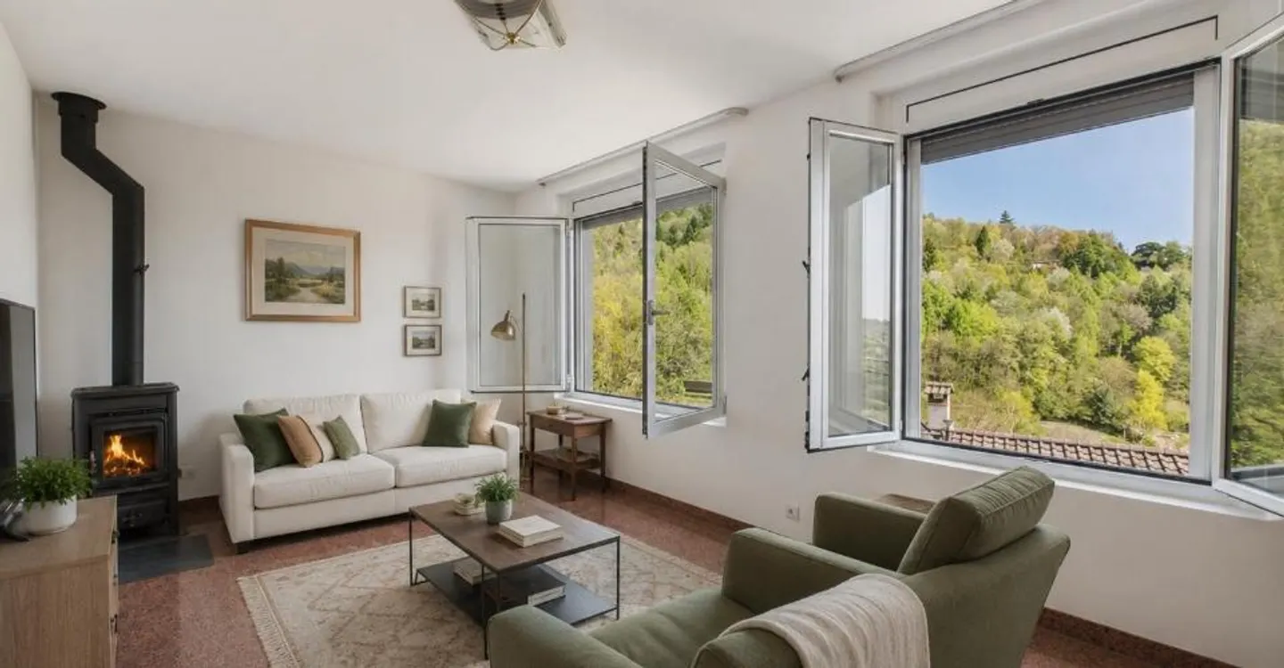 Elegant 6.5-room detached house with large garden and parking space, Breggia - Photo 3 of 12
