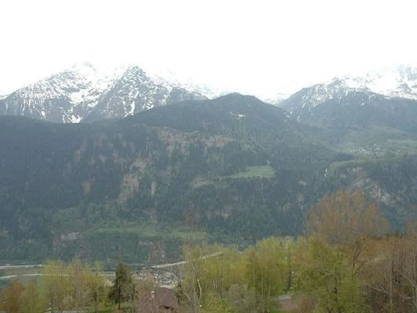 Appartamento di 4 stanze al 1° piano - Foto 4 di 5