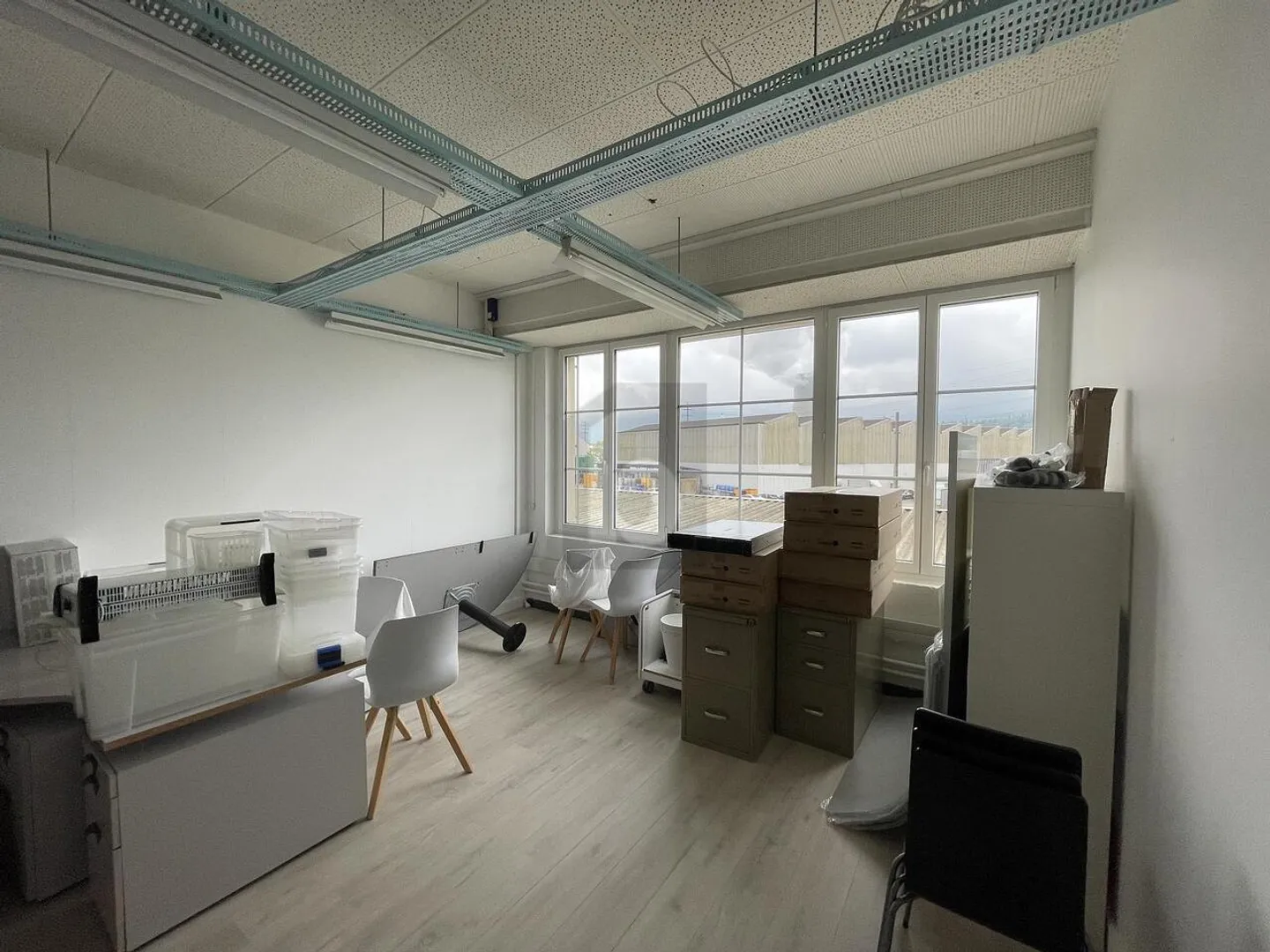 Bureau à louer - Photo 2 sur 6