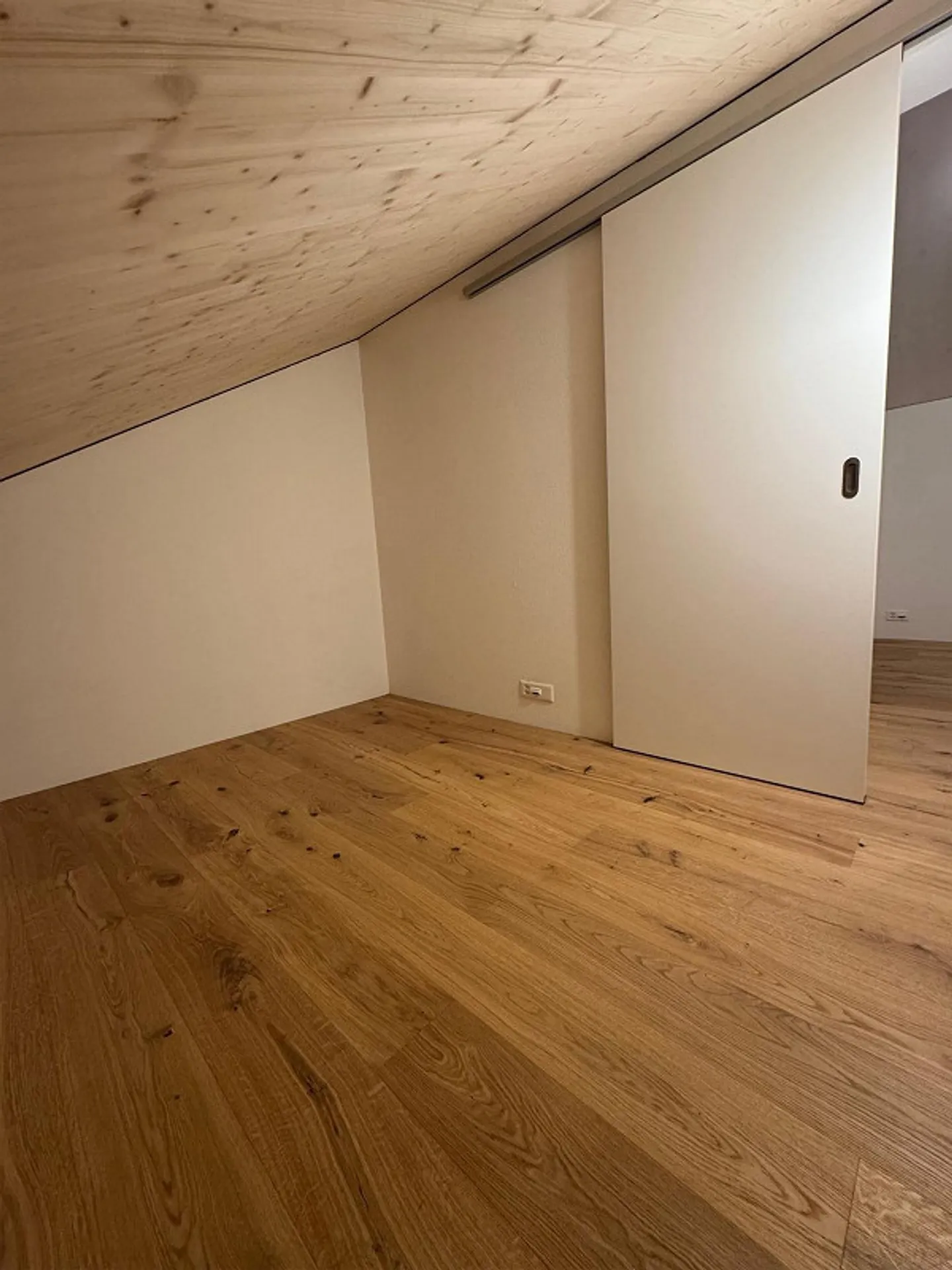 3 Zimmer Neubauwohnung mit hohem Ausbaustandard im Grünen - Foto 10 di 14