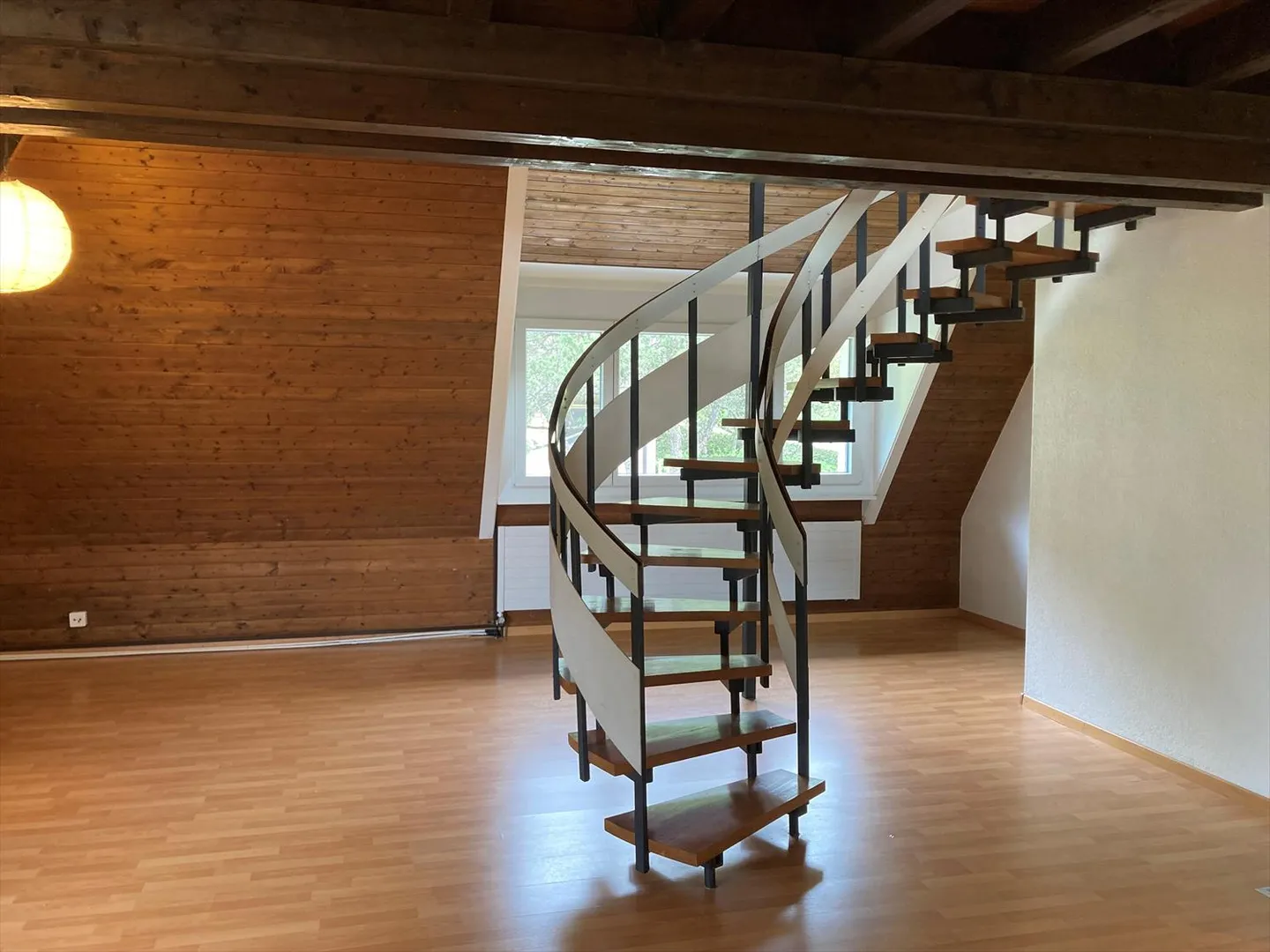 Appartamento di 2,5 locali di 70m2 con soppalco a Neuchâtel - Foto 2 di 9