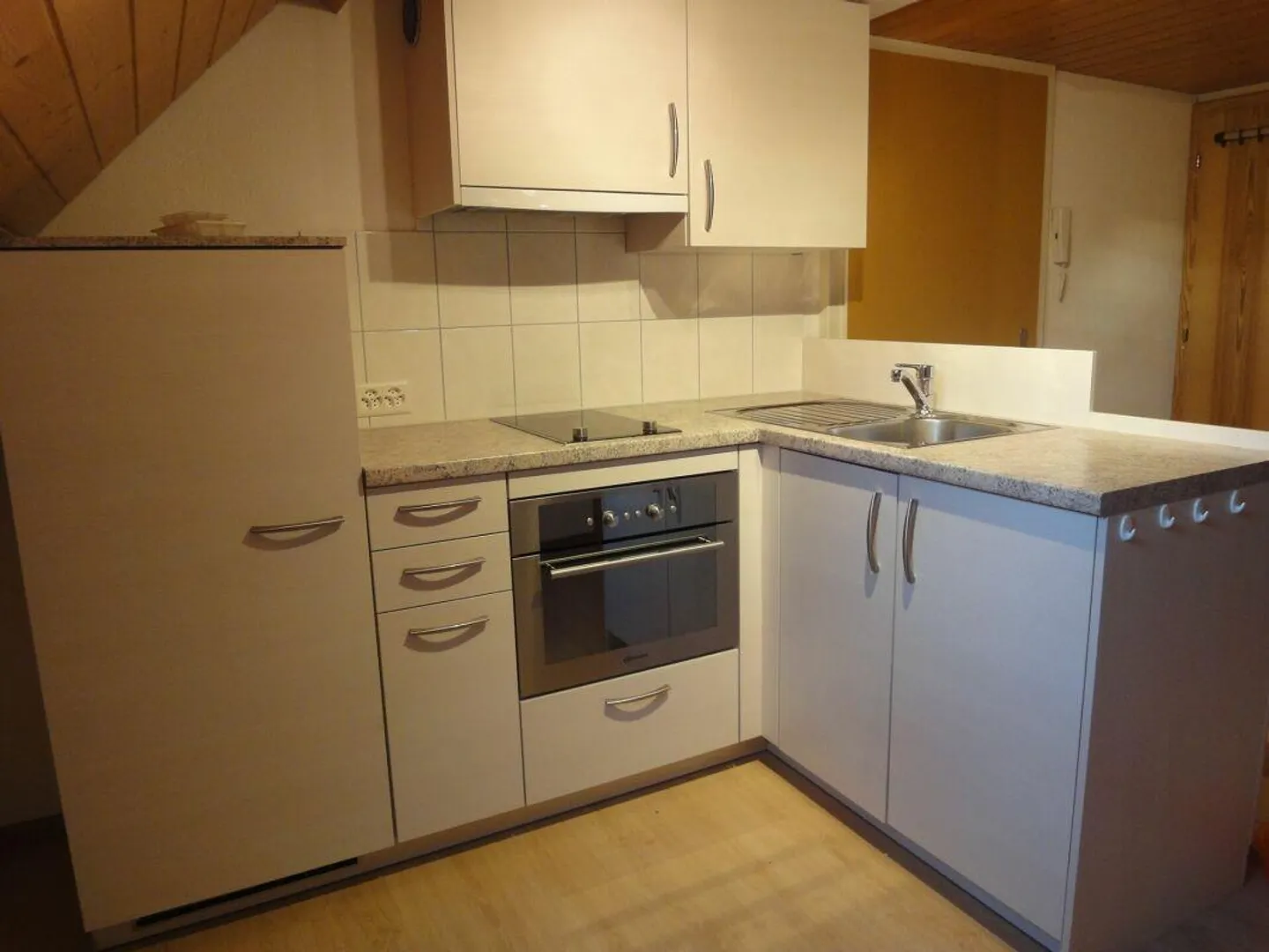 2.5 Room Apartment - Photo 4 of 5