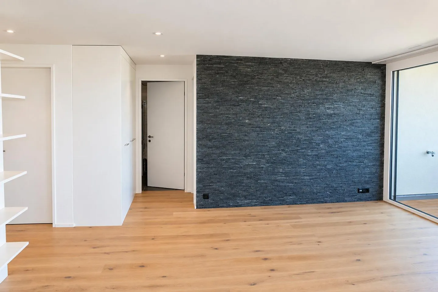 Top modern 3.5-room apartment in ownership standard - MINERGIE - Photo 3 of 14