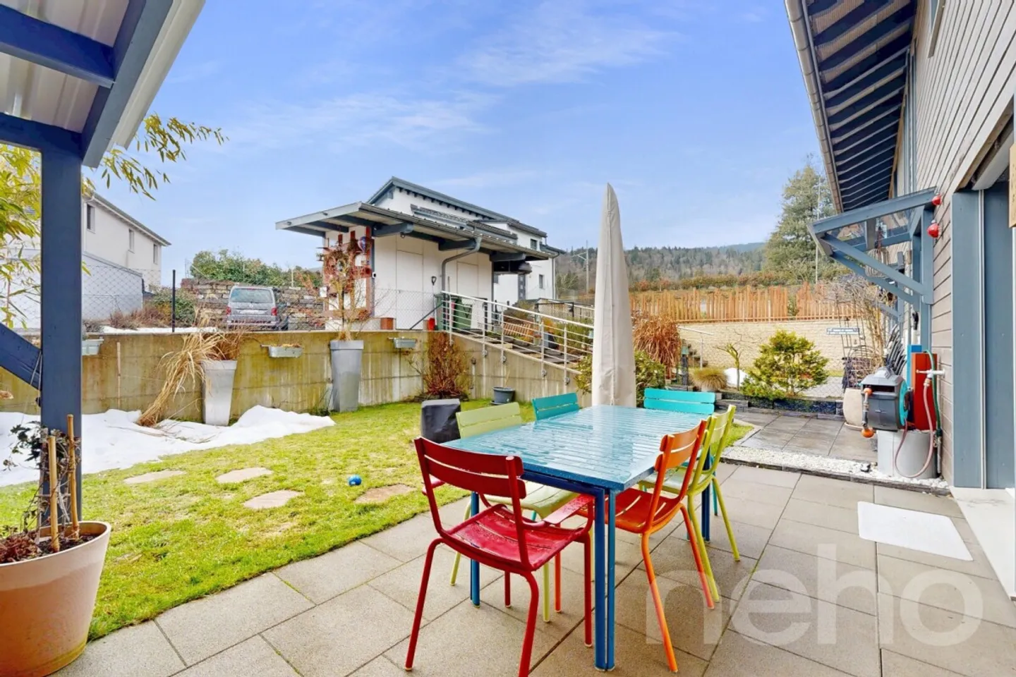 Casa a schiera di 150 m² ? 5,5 stanze con garage e giardino - Foto 3 di 11