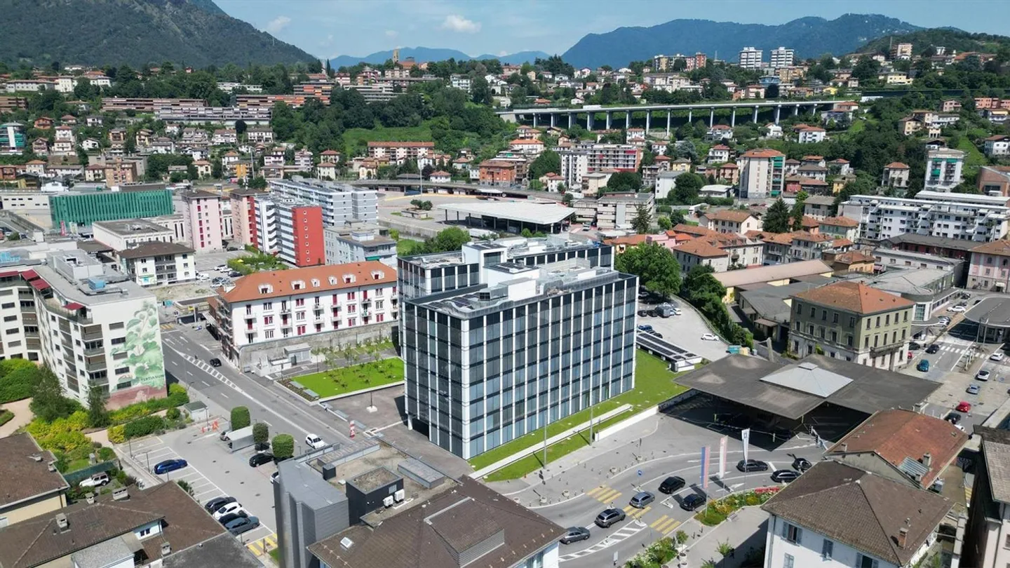 Bureau de 400 m2 à louer à Chiasso - Nouveau centre administratif - Photo 7 sur 8