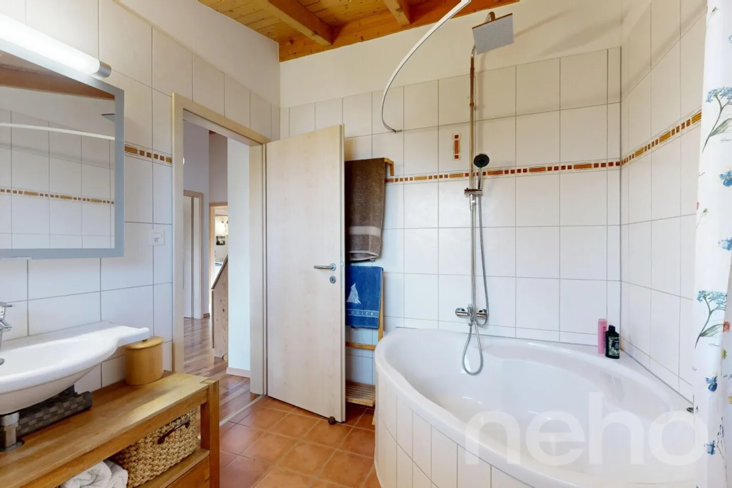 Casa a schiera di 150 m² ? 5,5 stanze con garage e giardino - Foto 9 di 11