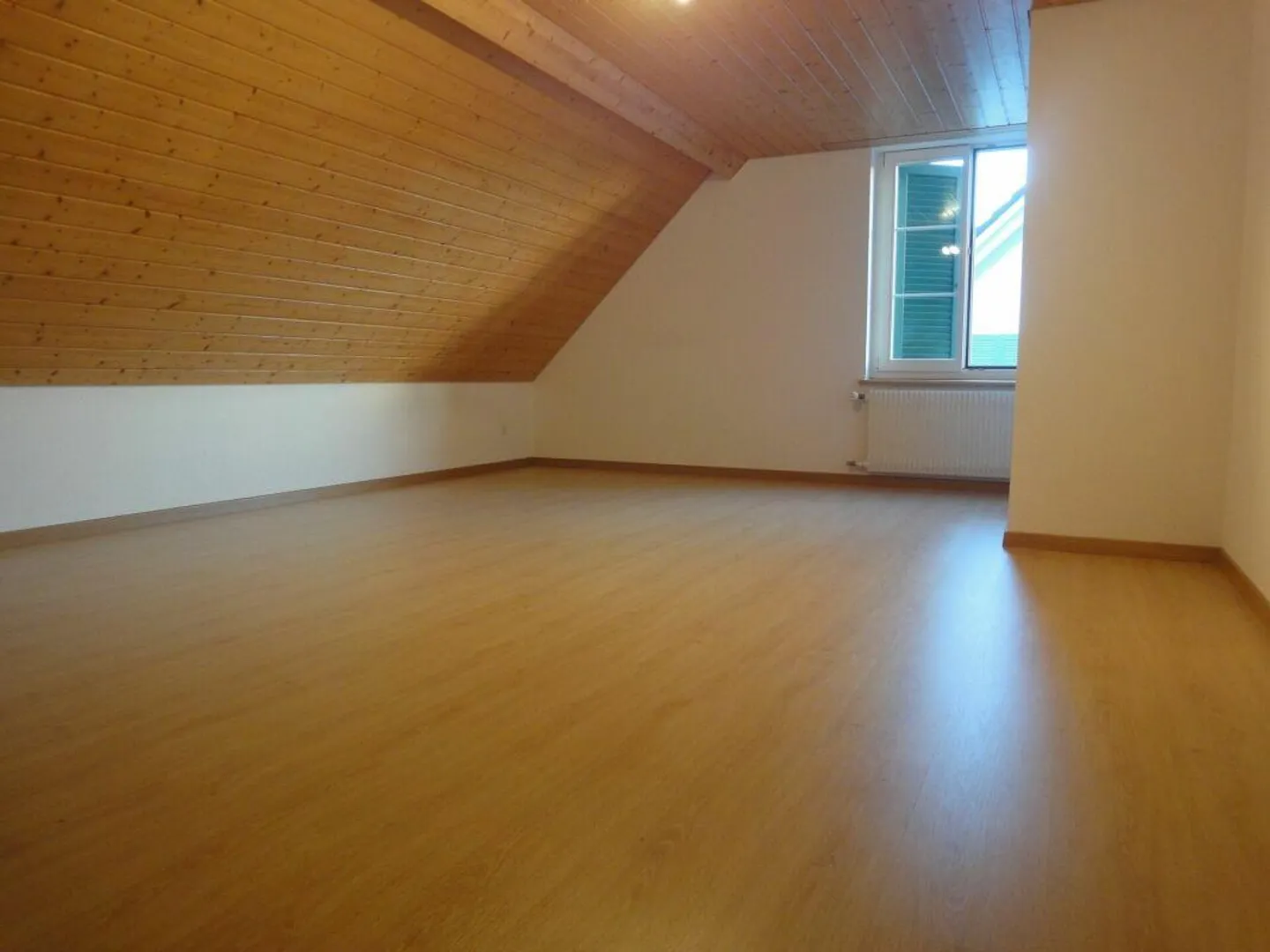 2.5 Room Apartment - Photo 5 of 5