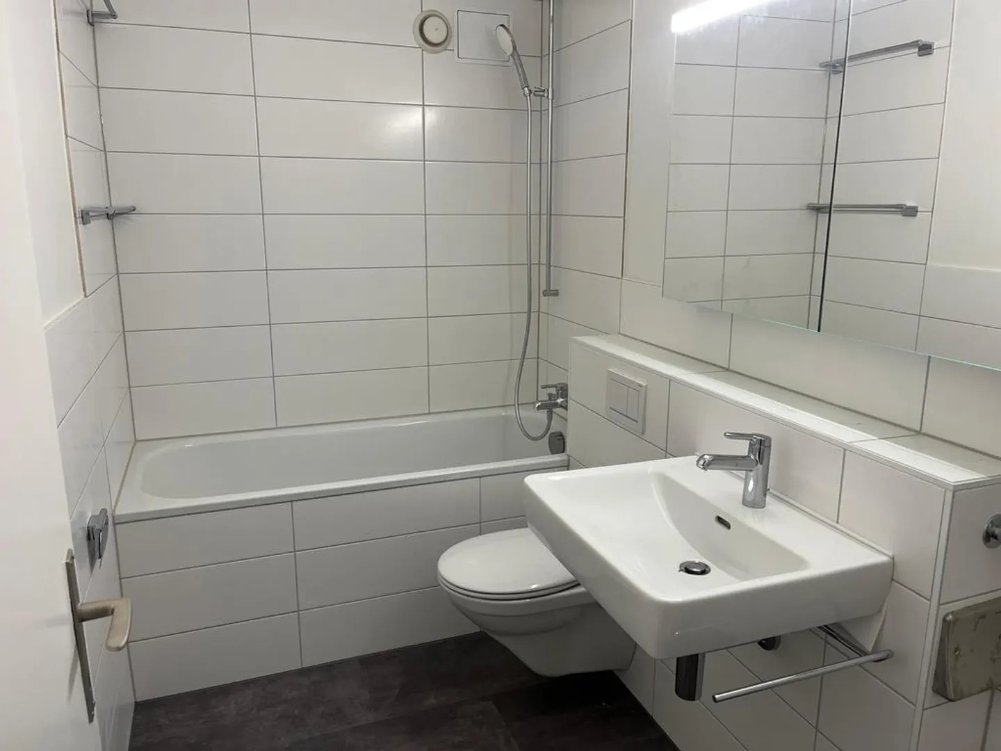 Spacious 3.5-room apartment in Muttenz - Photo 6 of 10