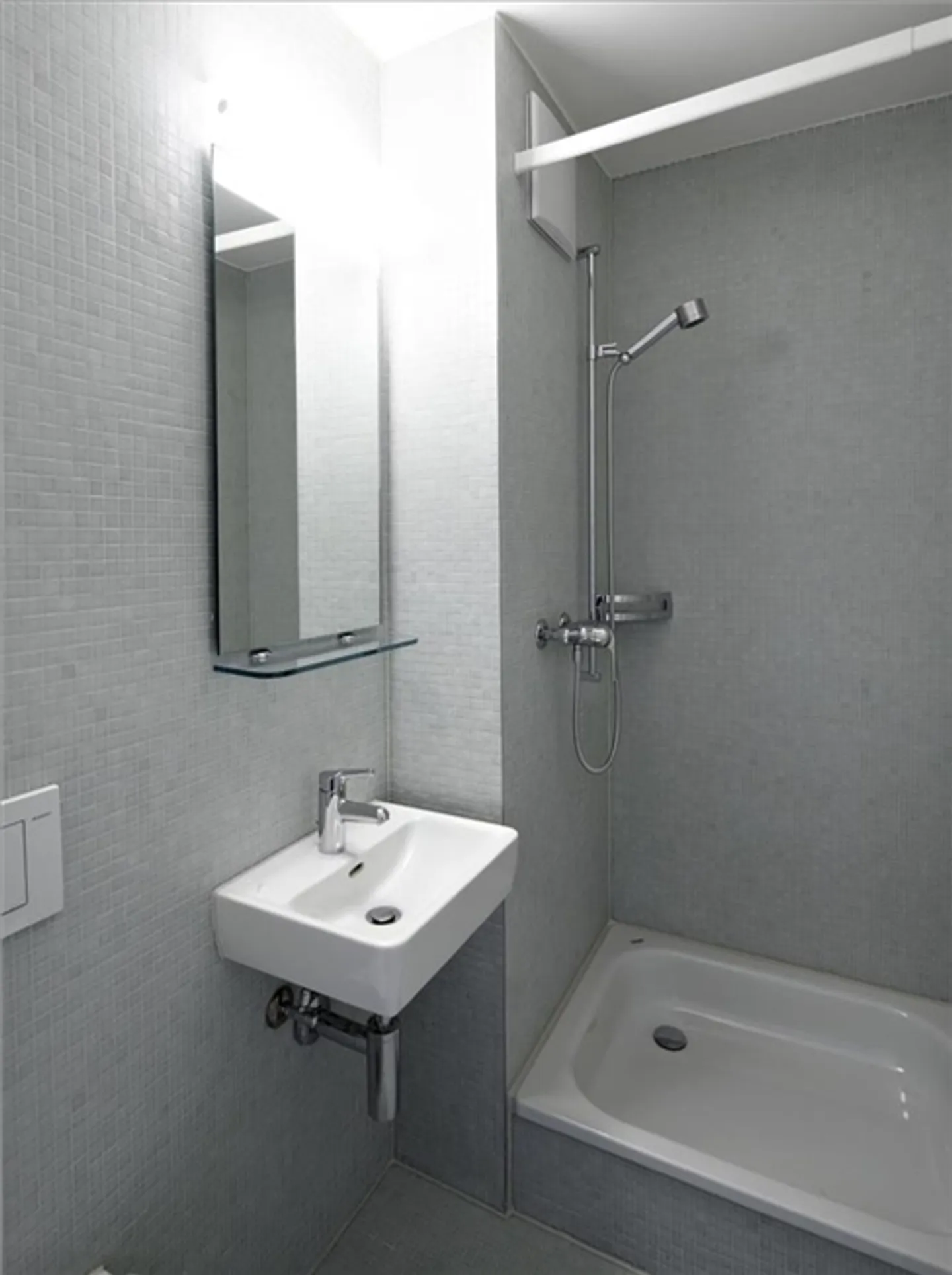 RENT WITHOUT DEPOSIT! Beautiful modern 4.5 room apartment in a quiet location - Photo 5 of 6