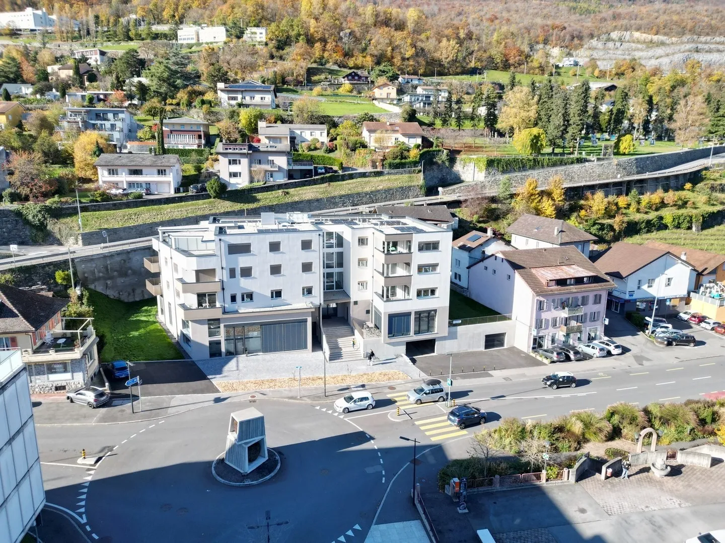 Überdachter Parkplatz in Monthey - Foto 1 von 13