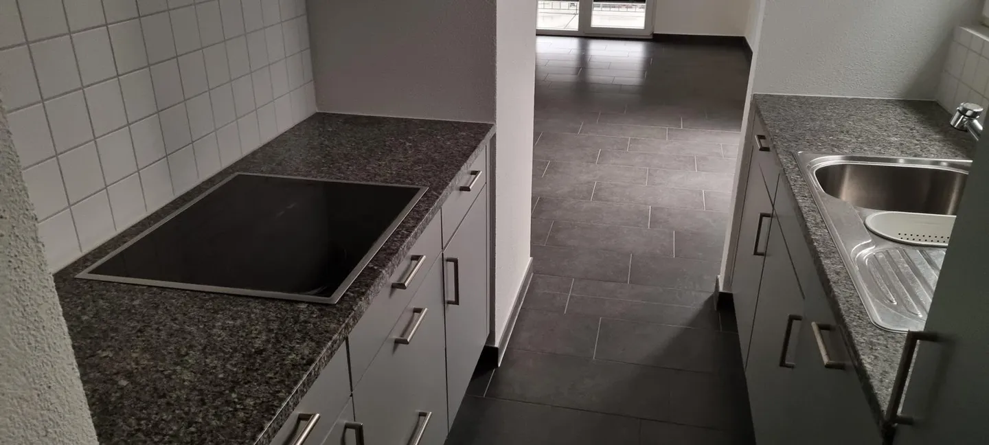 CADENAZZO - APPARTAMENTO DI DUE E MEZZO STANZE IN AFFITTO - Foto 3 di 6