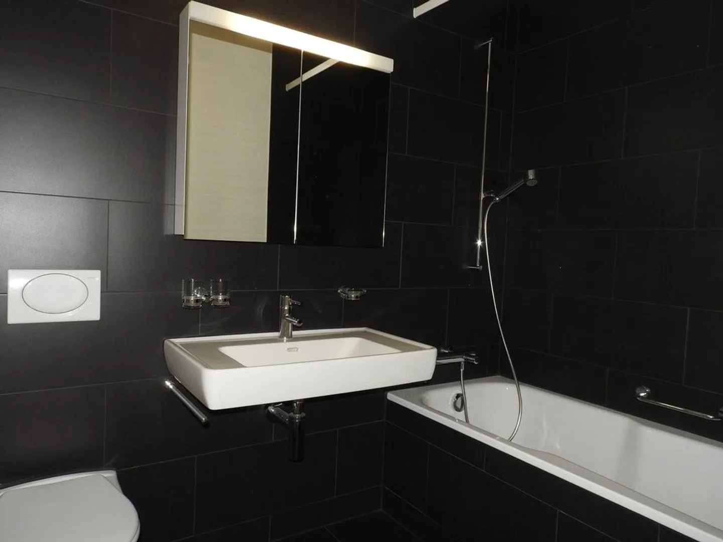 Appartement moderne de 4,5 pièces dans le complexe Volta West à Bâle - Photo 3 sur 8