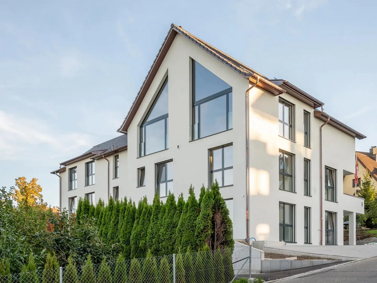 Vivere in alto sopra il Lago di Costanza con un ottimo standard di espansione - Foto 3 di 19