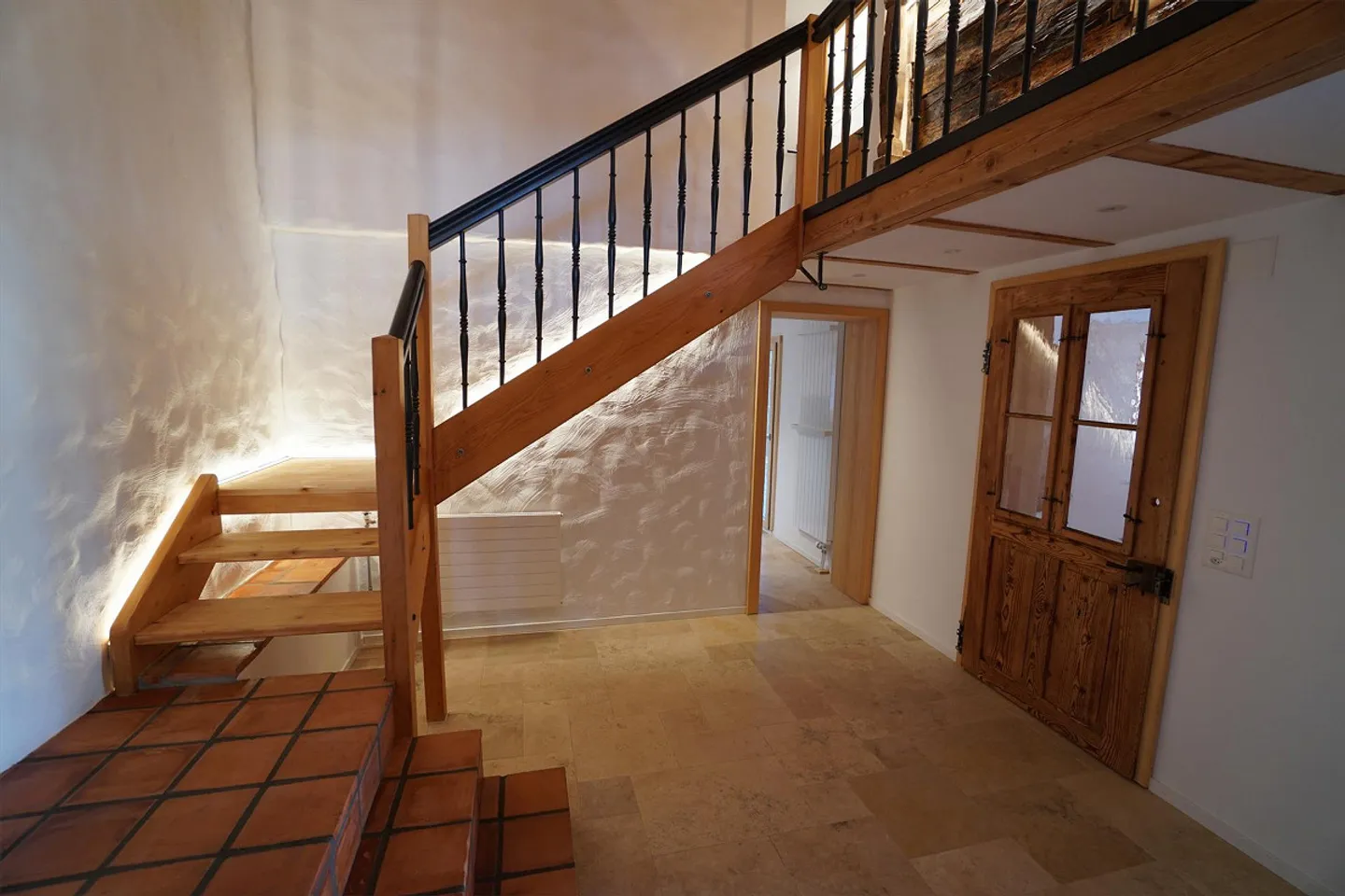 7 1/2-Zimmer Hausteil mit Weinkeller - Foto 6 von 30