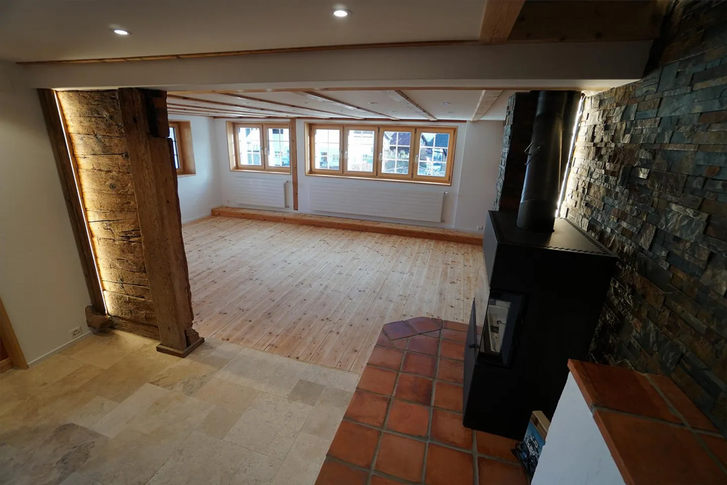 7 1/2-Zimmer Hausteil mit Weinkeller - Foto 8 von 30