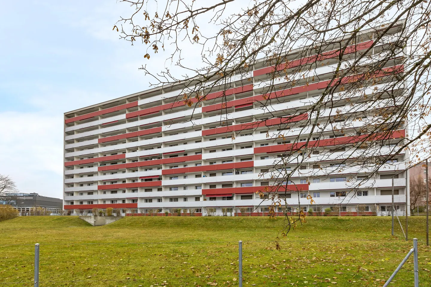Appartement moderne avec balcon - Photo 5 sur 6