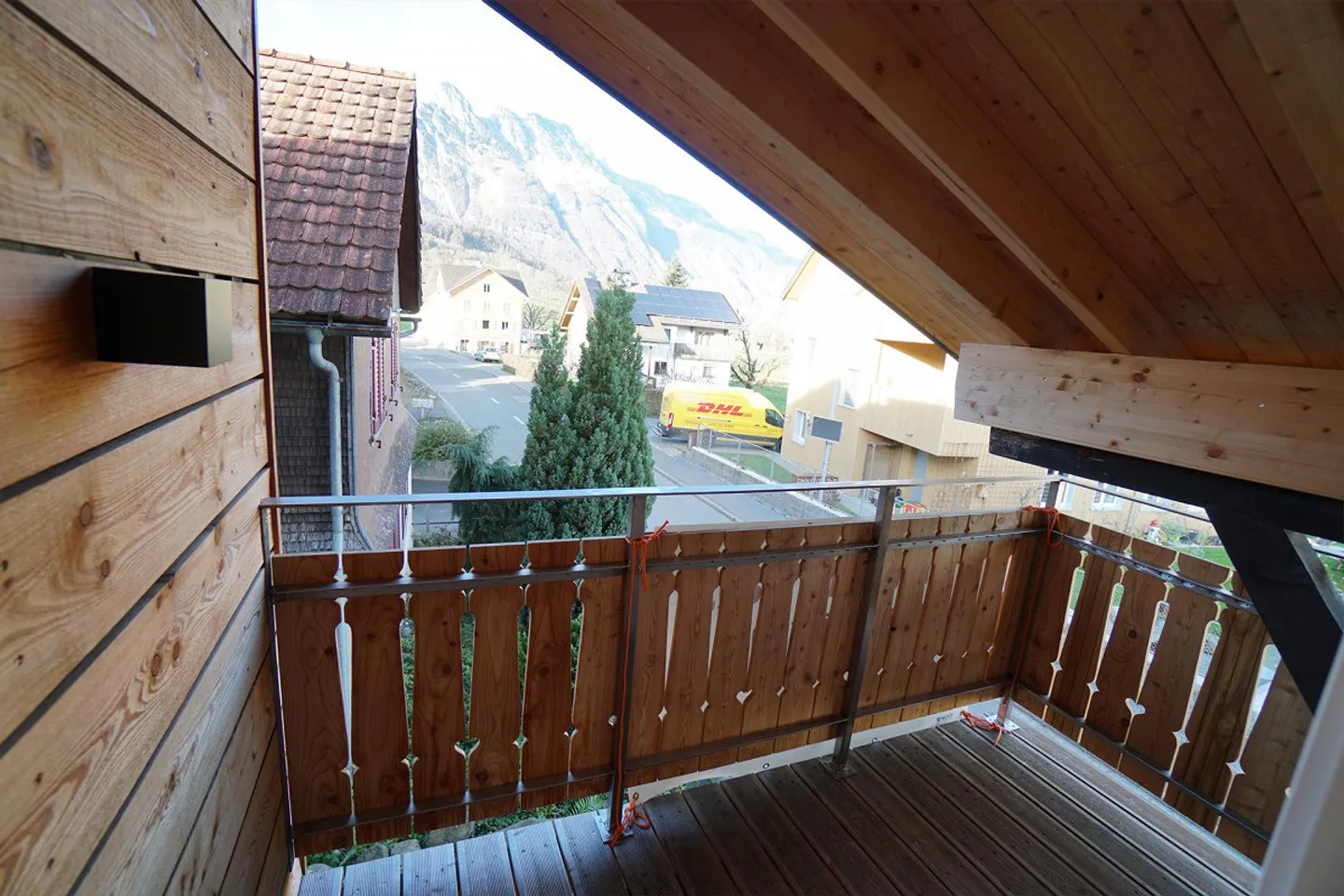 7 1/2-Zimmer Hausteil mit Weinkeller - Foto 18 von 30