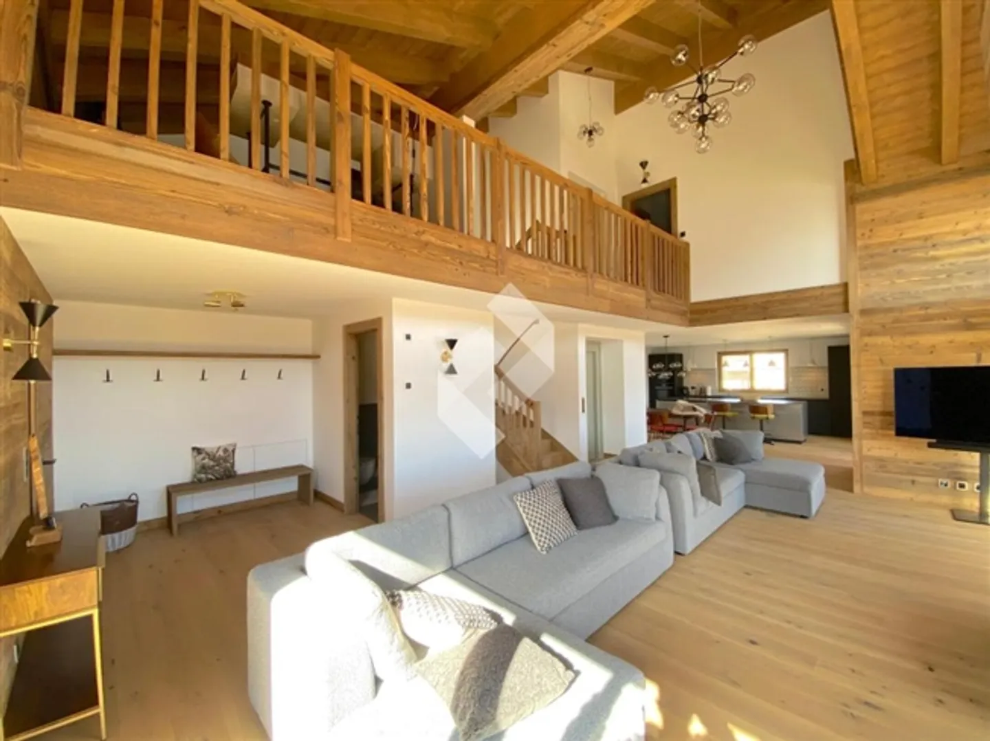 «Herrliches Ski-in-Ski-out-Chalet» - Foto 3 von 13