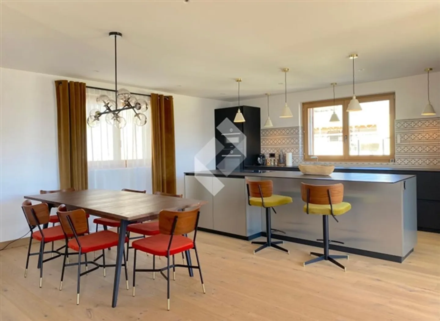 «Herrliches Ski-in-Ski-out-Chalet» - Foto 6 von 13