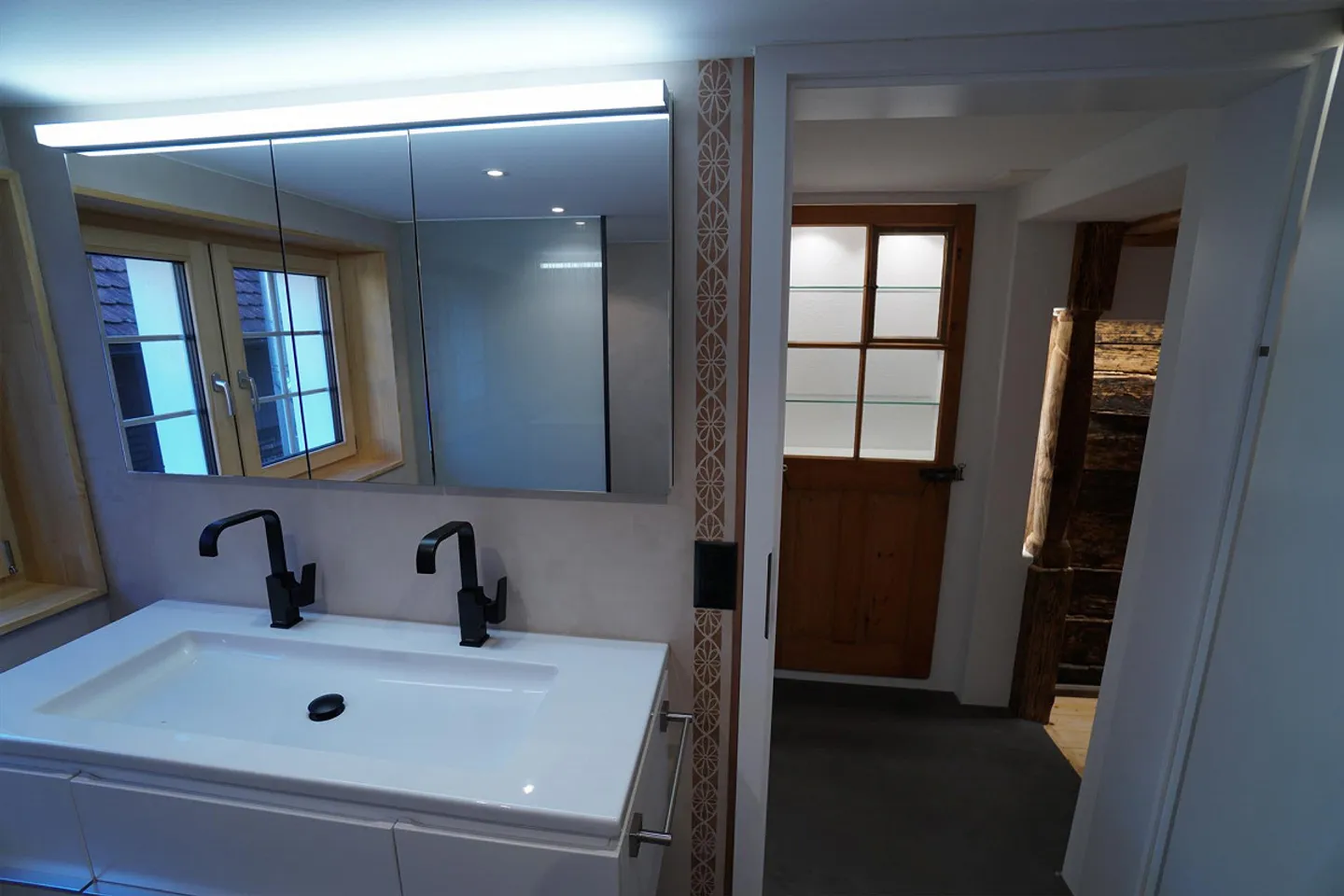 7 1/2-Zimmer Hausteil mit Weinkeller - Foto 22 von 30