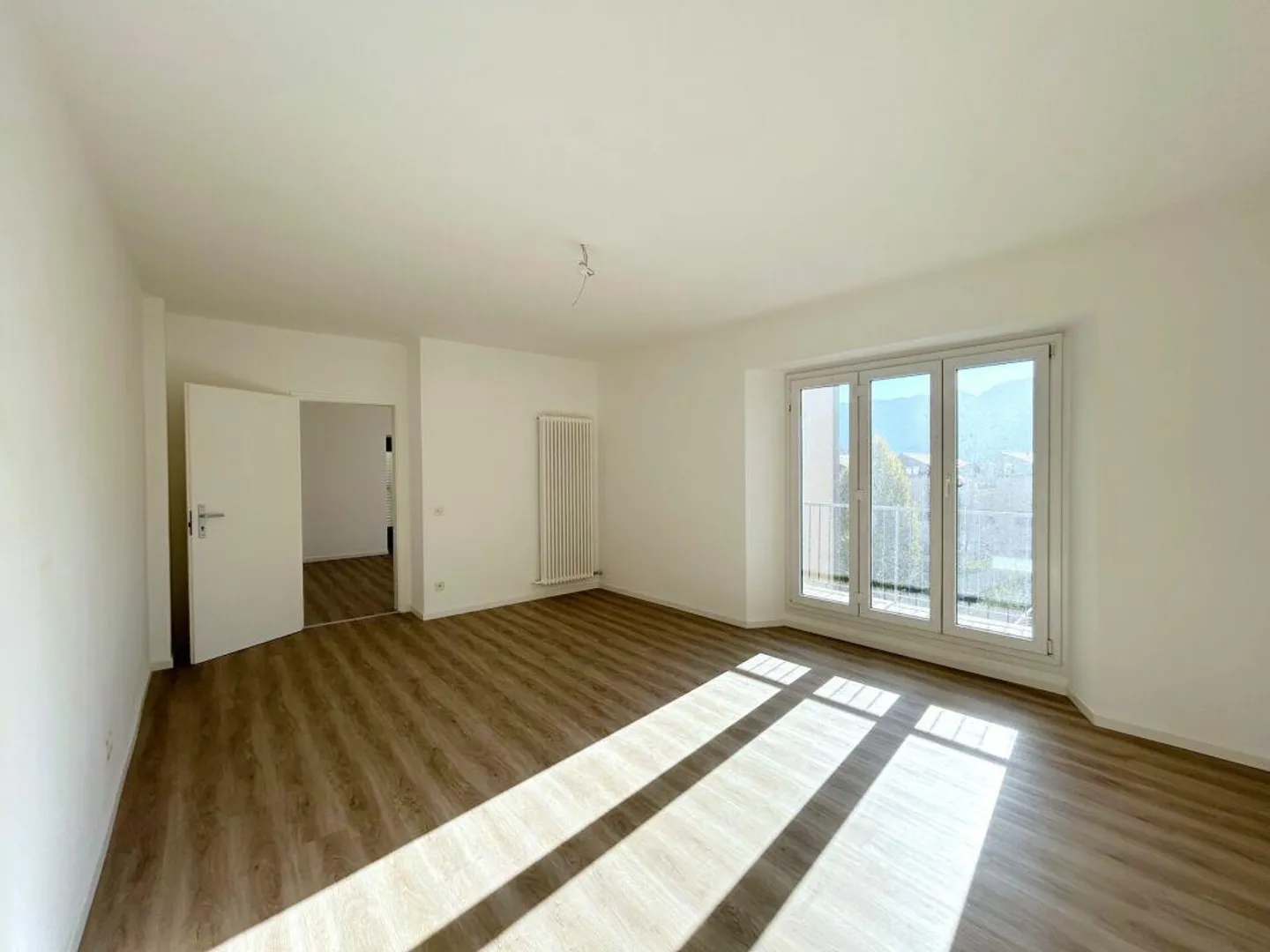 Bell'appartamento di 3,5 locali al 2° piano nel cuore di Tegna - Foto 7 di 11