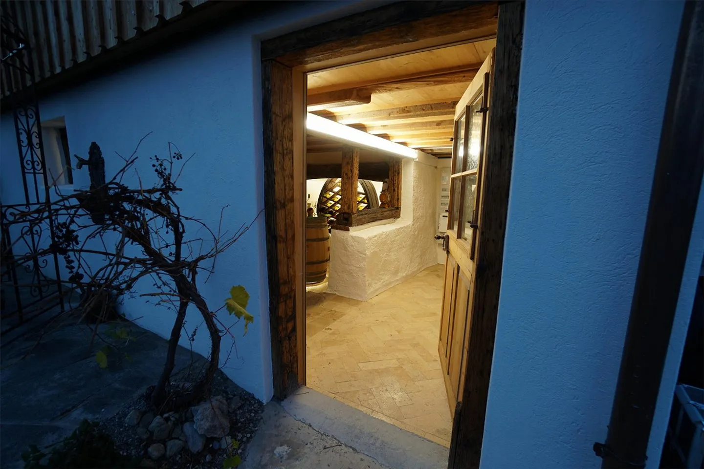 7 1/2-Zimmer Hausteil mit Weinkeller - Foto 28 von 30