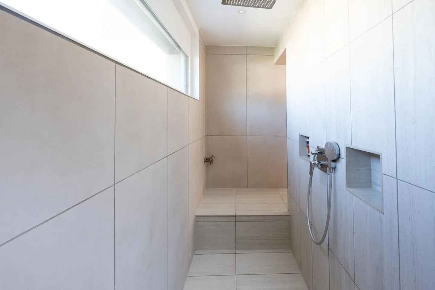 Spazio per sicurezza, vicinanza e momenti condivisi! - Foto 7 di 14