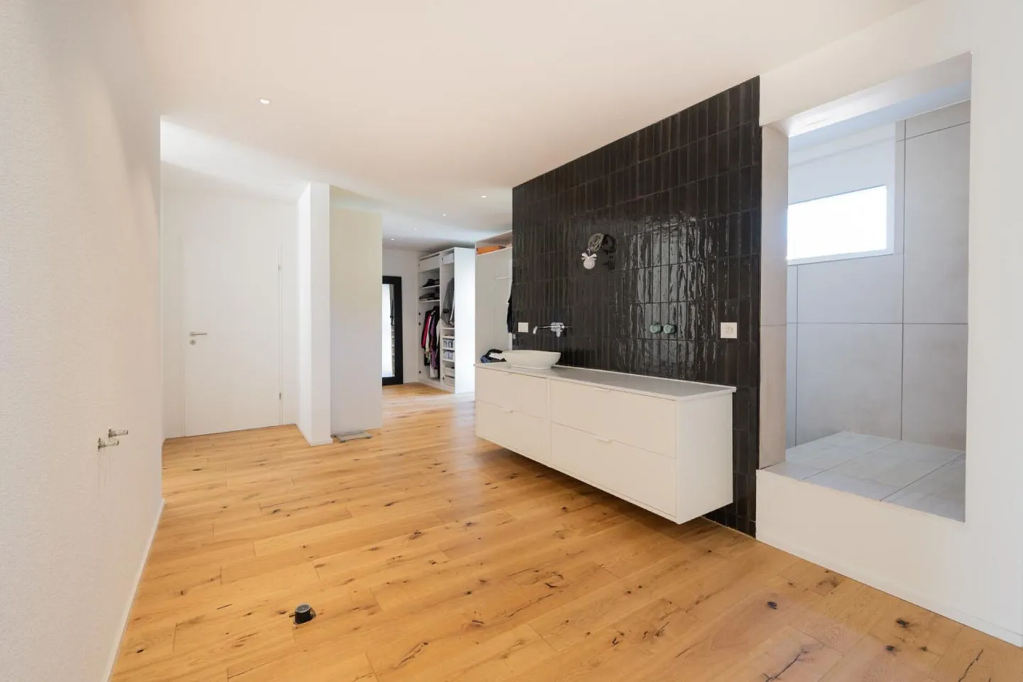 Spazio per sicurezza, vicinanza e momenti condivisi! - Foto 3 di 14