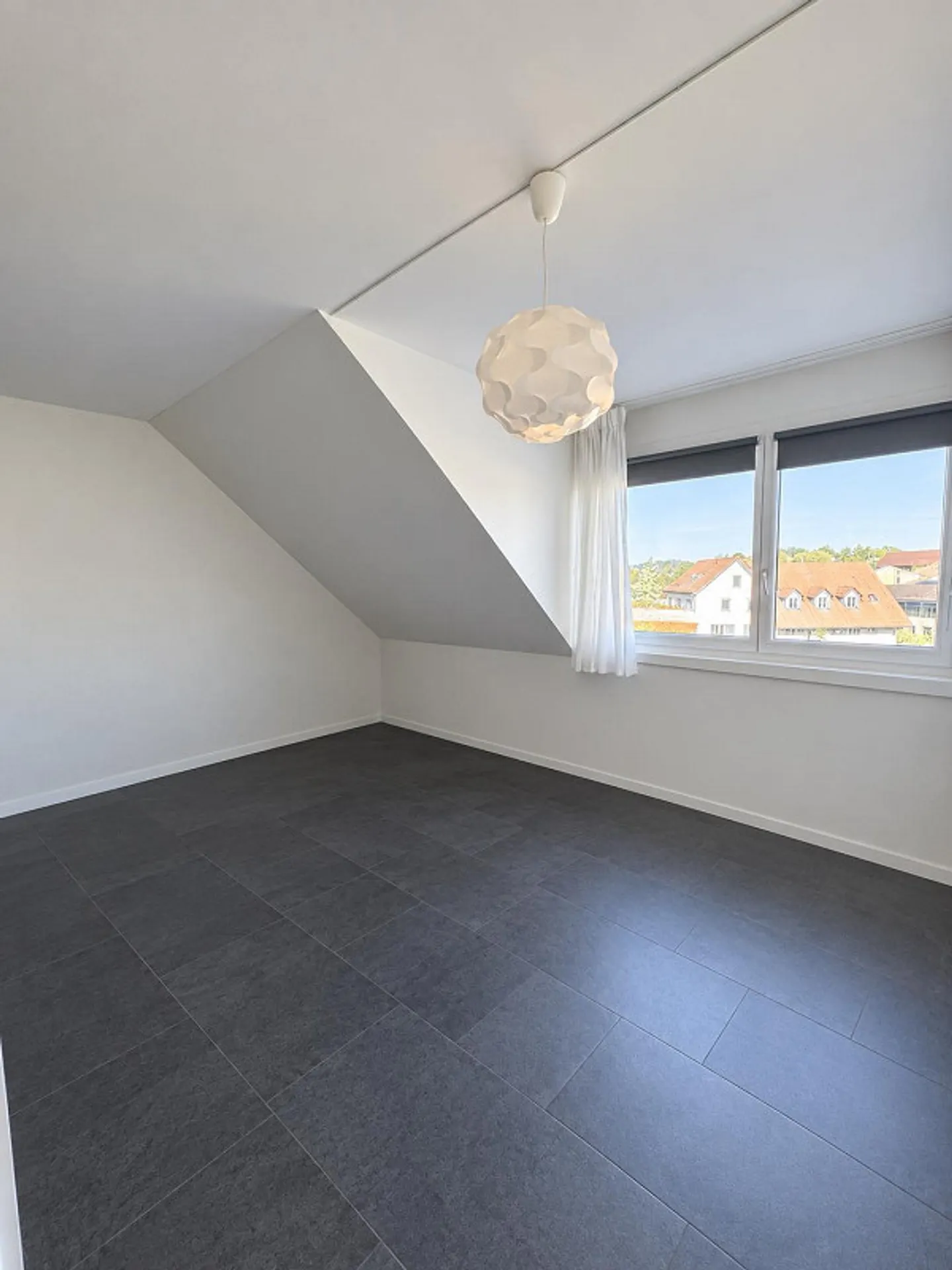 4.5 Room Apartment with Additional Attic - Photo 4 of 14