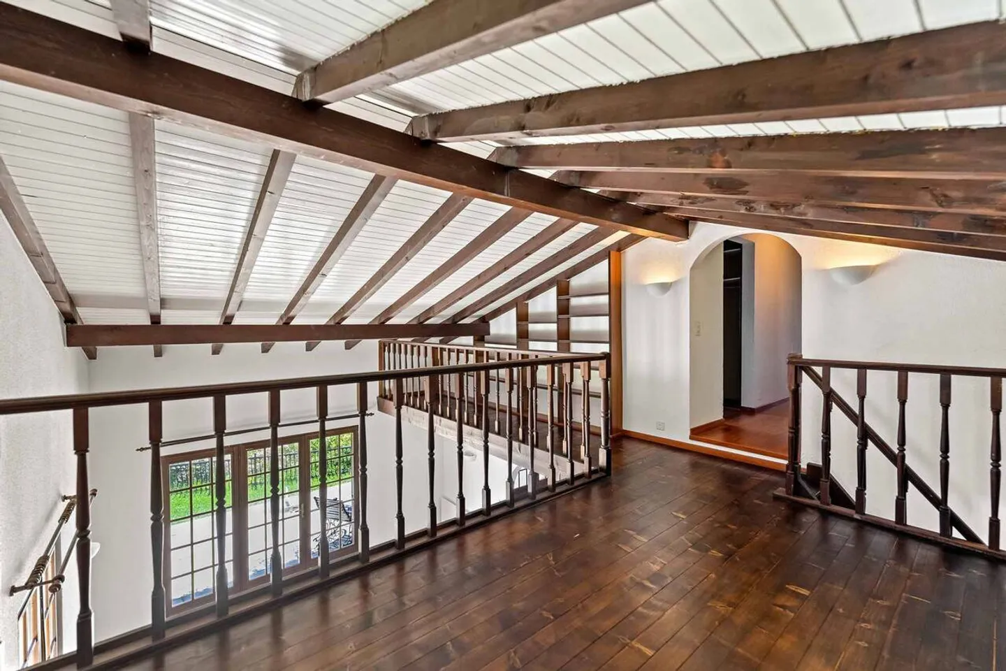 Elegante Villa mit Seeblick - Foto 12 von 13