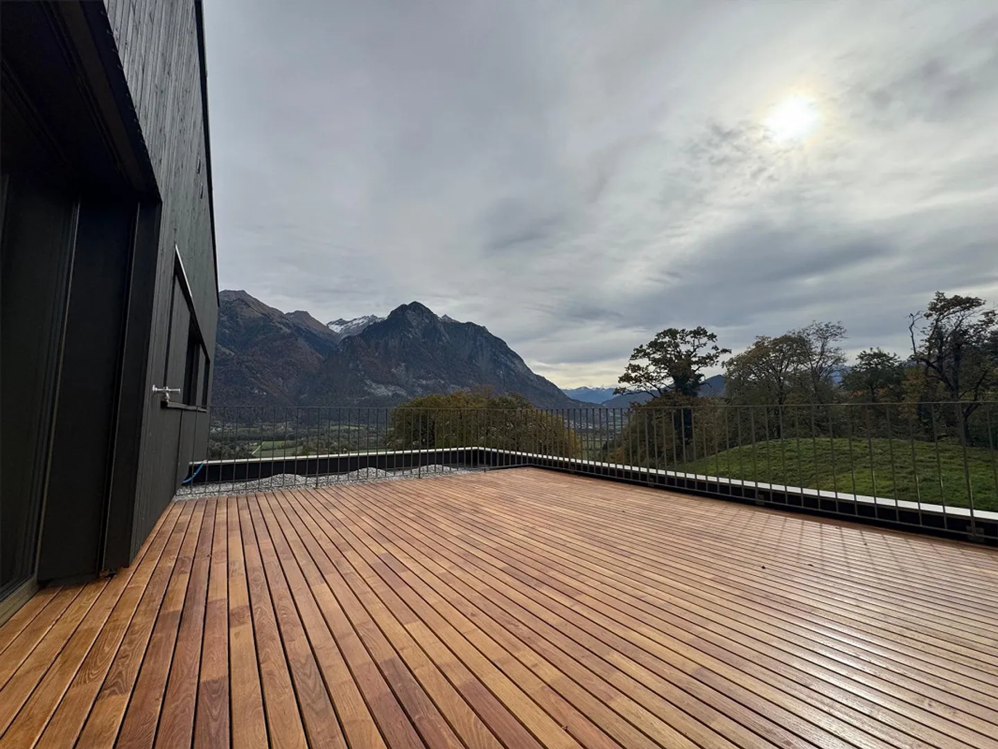 3 Zimmer Neubauwohnung mit hohem Ausbaustandard im Grünen - Foto 14 di 14