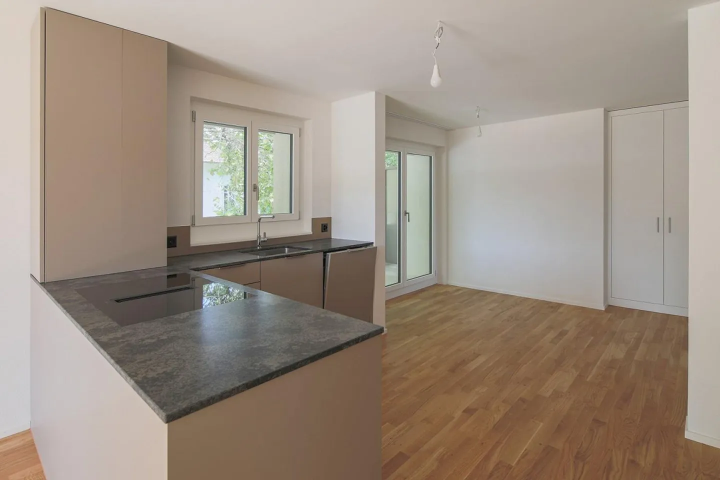 First occupancy of exclusive penthouse apartment with XXL terrace and view... - Photo 5 of 12