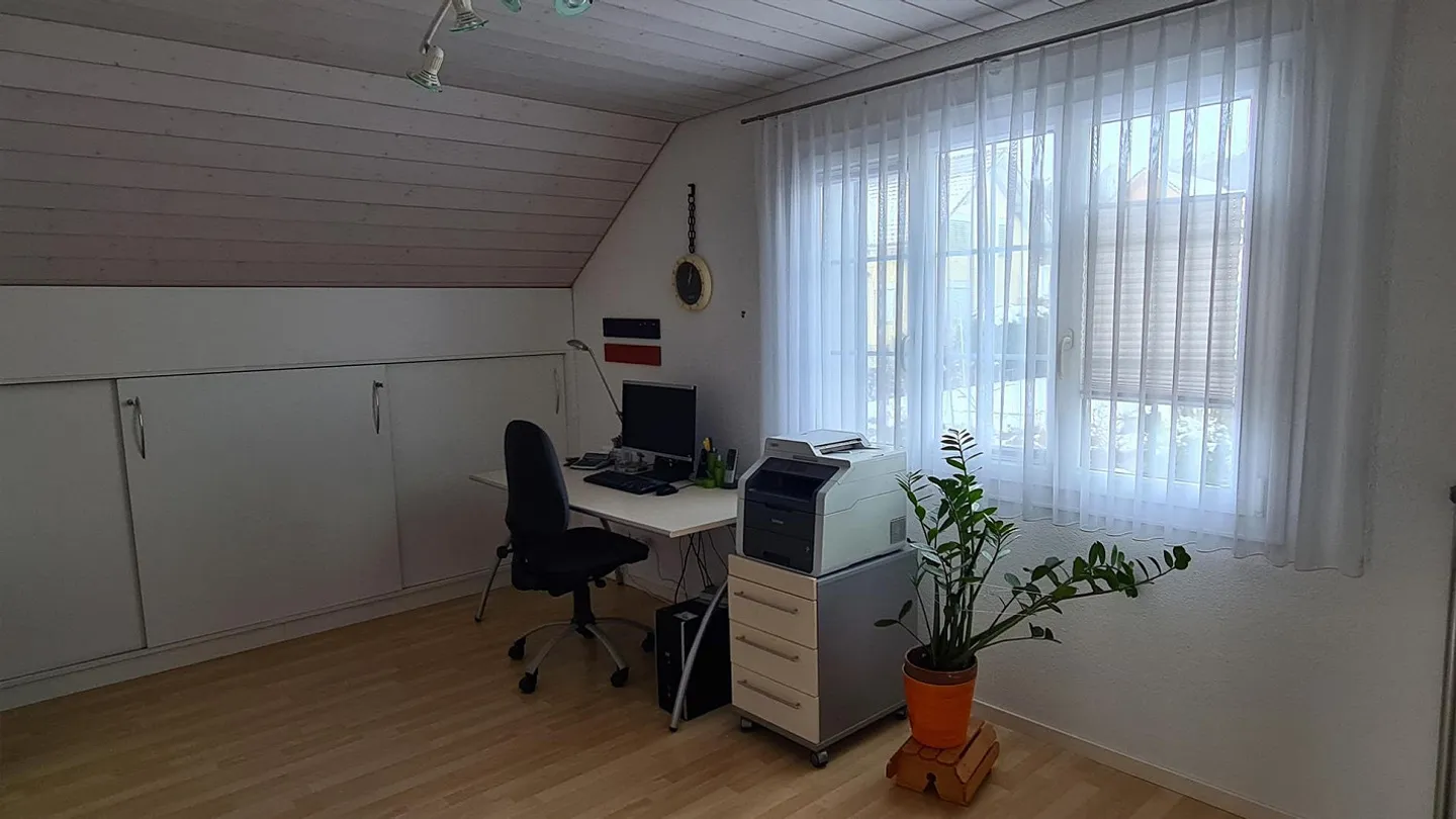 Casa unifamiliare di 5,5 stanze in posizione privilegiata - Foto 15 di 17