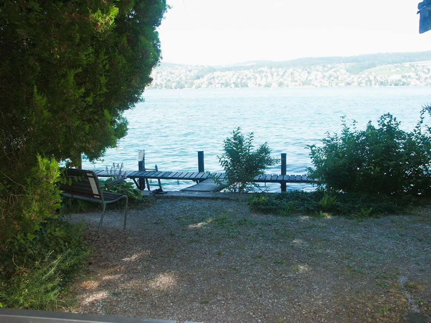 EXPÉRIENCE DE VIE INHABITUELLE DANS UN DÉVELOPPEMENT UNIQUE AVEC ACCÈS AU LAC - Photo 2 sur 30