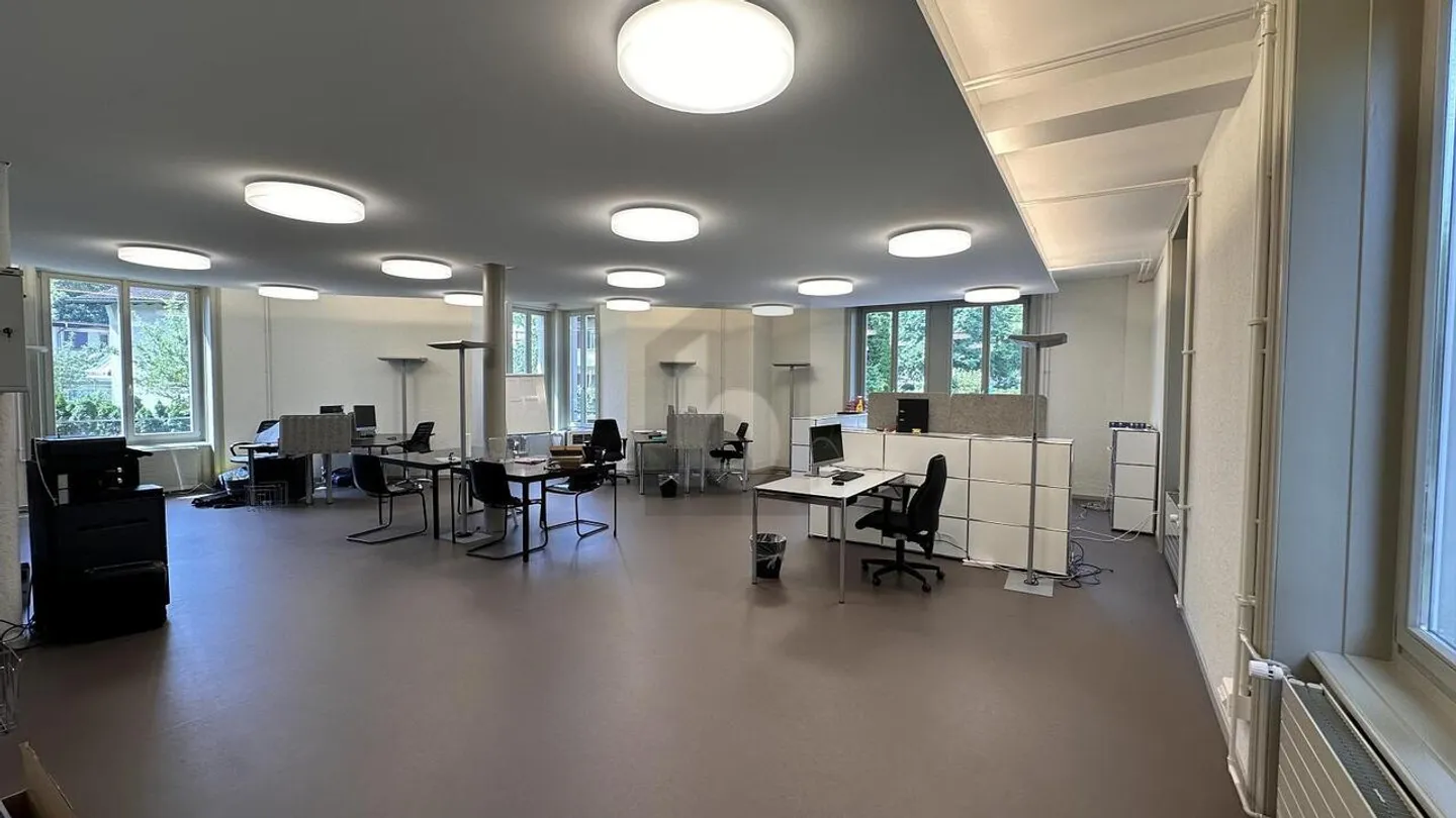 Ufficio 3.5 stanze - Foto 1 di 6