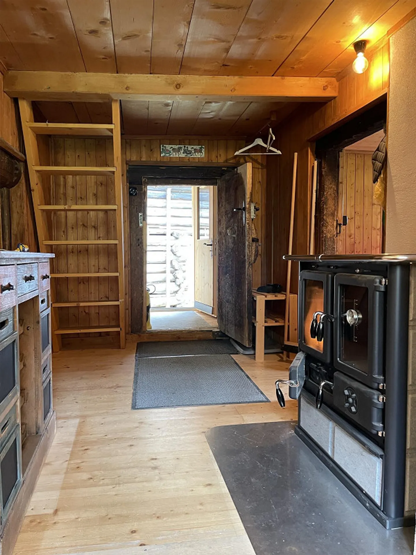 Cabane de montagne fraîchement rénovée - Au cœur du monde montagneux de Schanfigg - Photo 5 sur 10
