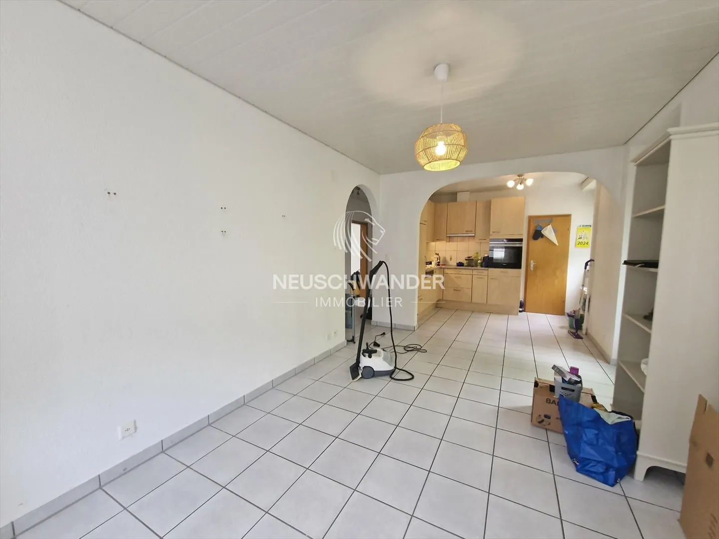 Maison 10.5 pièces - Photo 3 sur 10