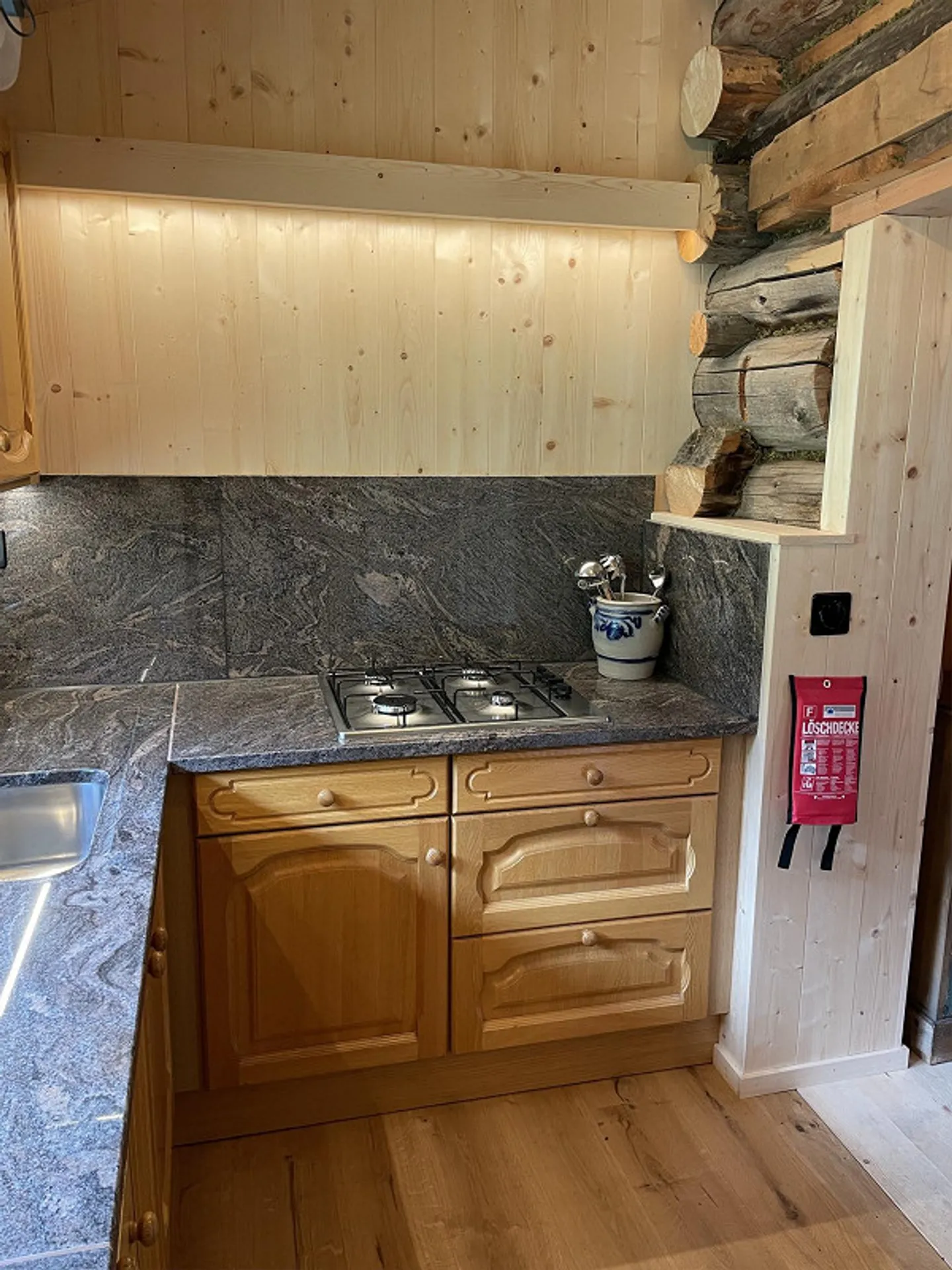 Cabane de montagne fraîchement rénovée - Au cœur du monde montagneux de Schanfigg - Photo 7 sur 10