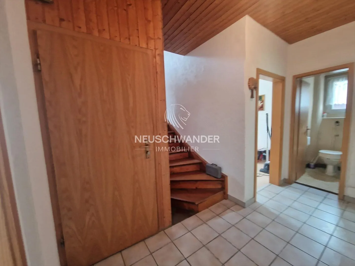 Maison 10.5 pièces - Photo 8 sur 10