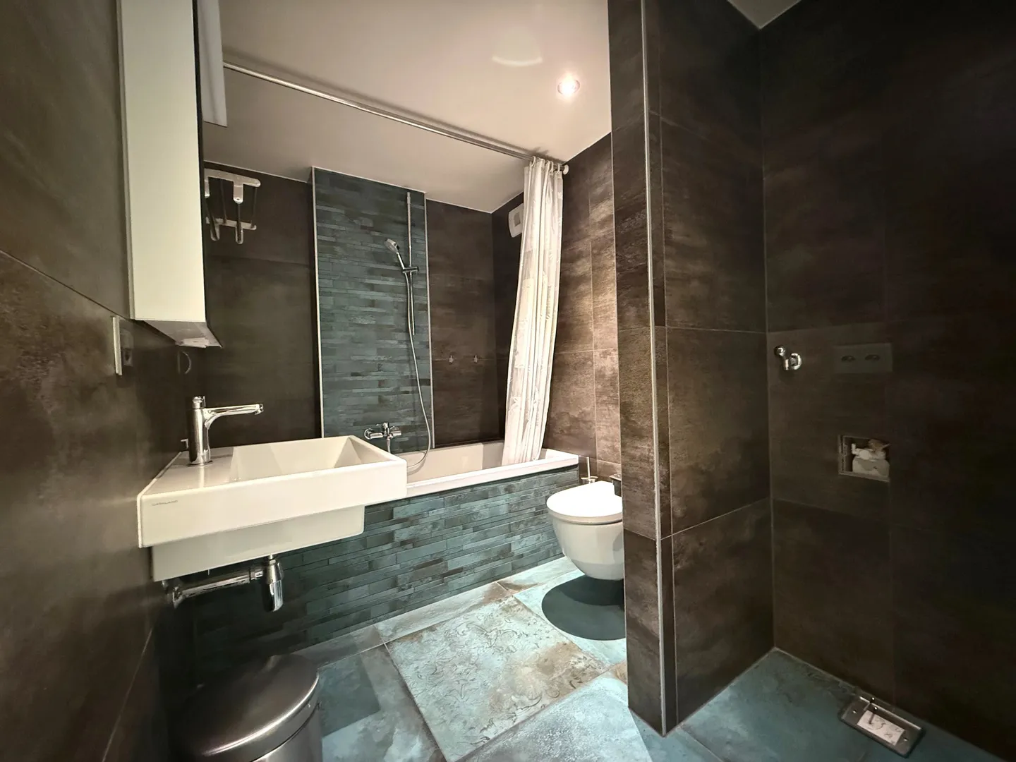 Magnificent 5.5-room penthouse apartment - Photo 6 of 6