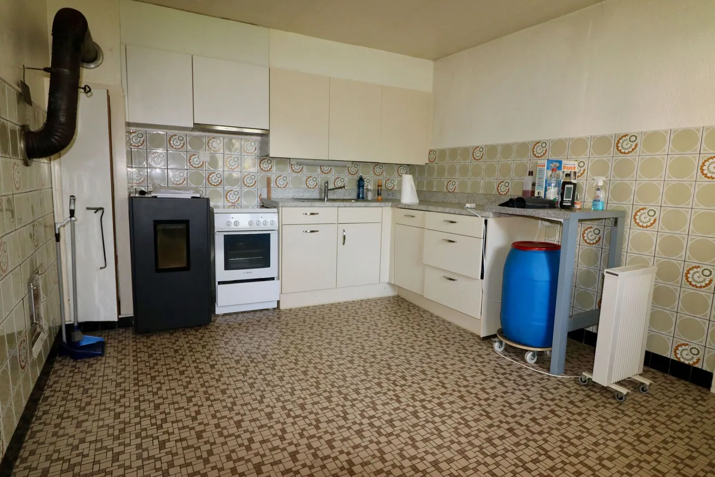 Sembrancher - Charming village house with great potential - Photo 2 of 13