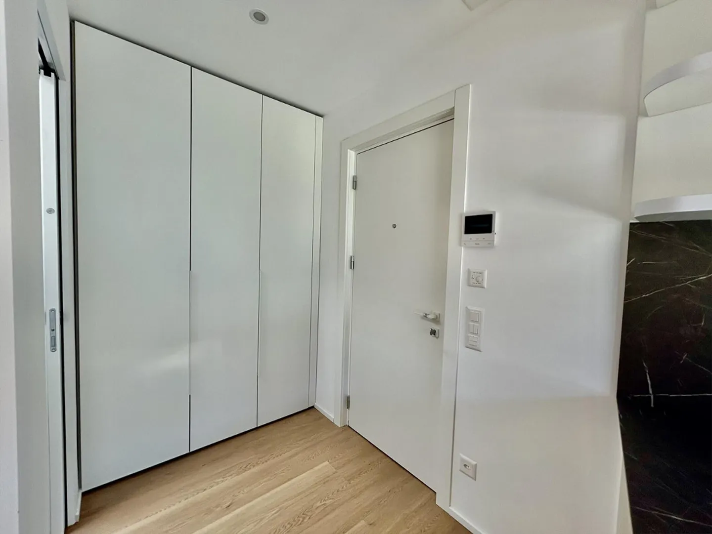 À LOUER CONFORTABLE ET MODERNE 1.5 PIÈCES À NOVAZZANO - Photo 7 sur 9