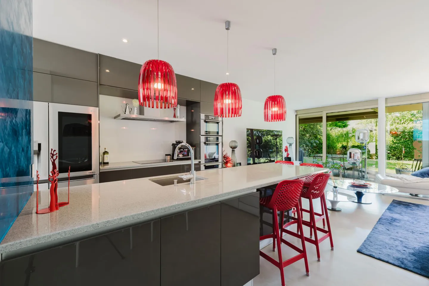 Duplex for sale - Photo 3 of 9