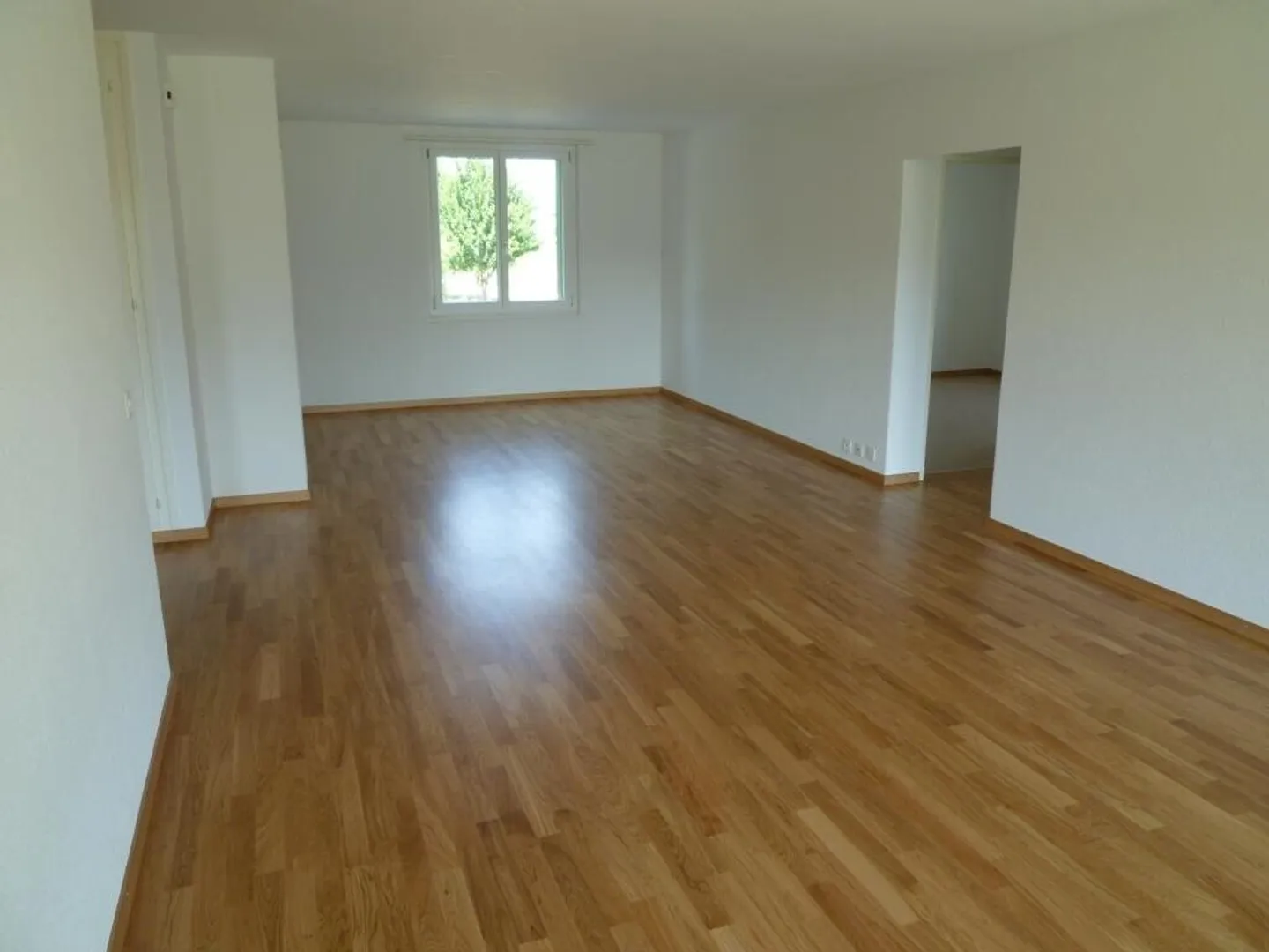 Great 4.5-room apartment on the raised ground floor for families with playground - Photo 4 of 7