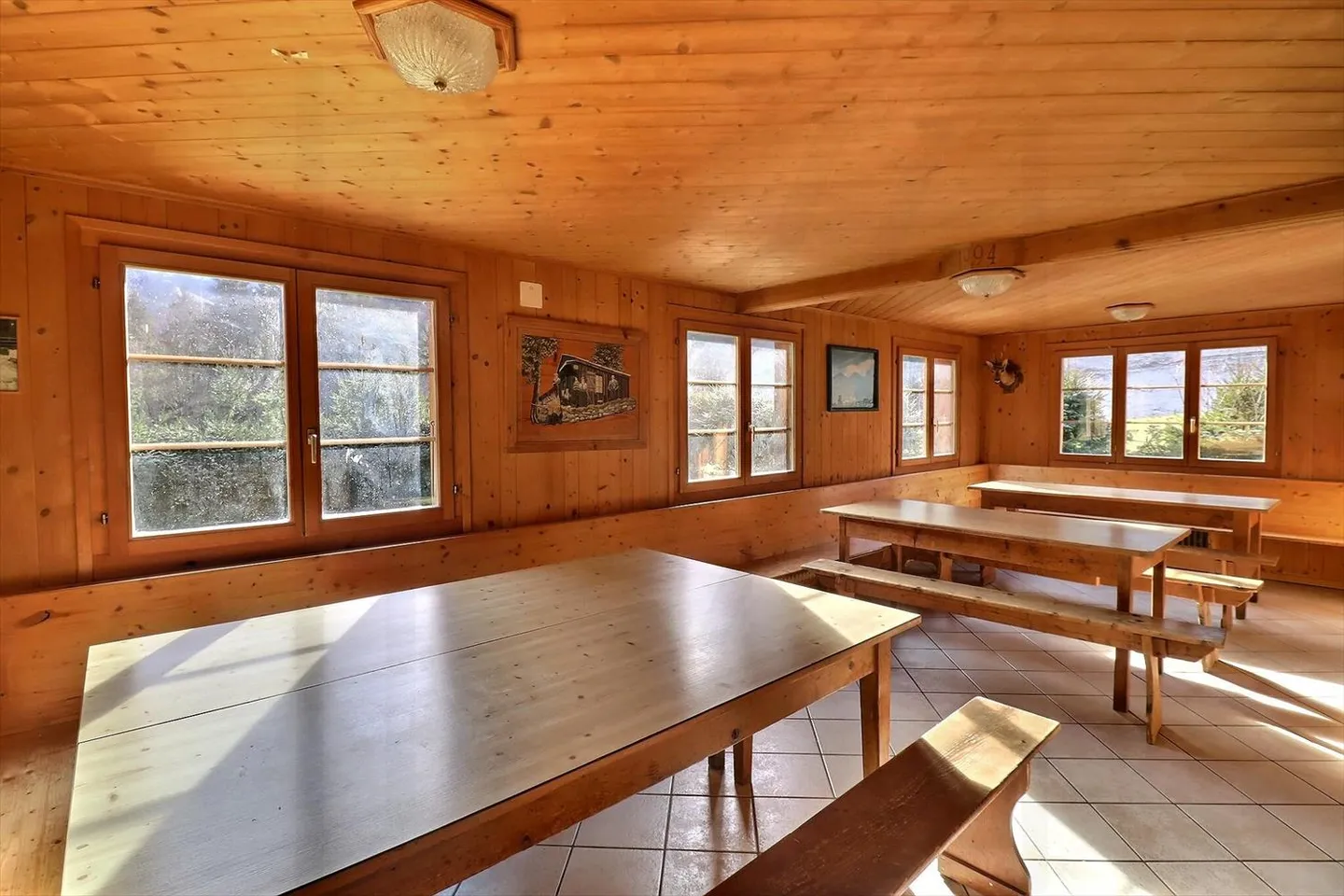 Un raro gioiello nel cuore delle montagne di Friburgo – bellissimo chalet nella valle di Motélon - Foto 3 di 13