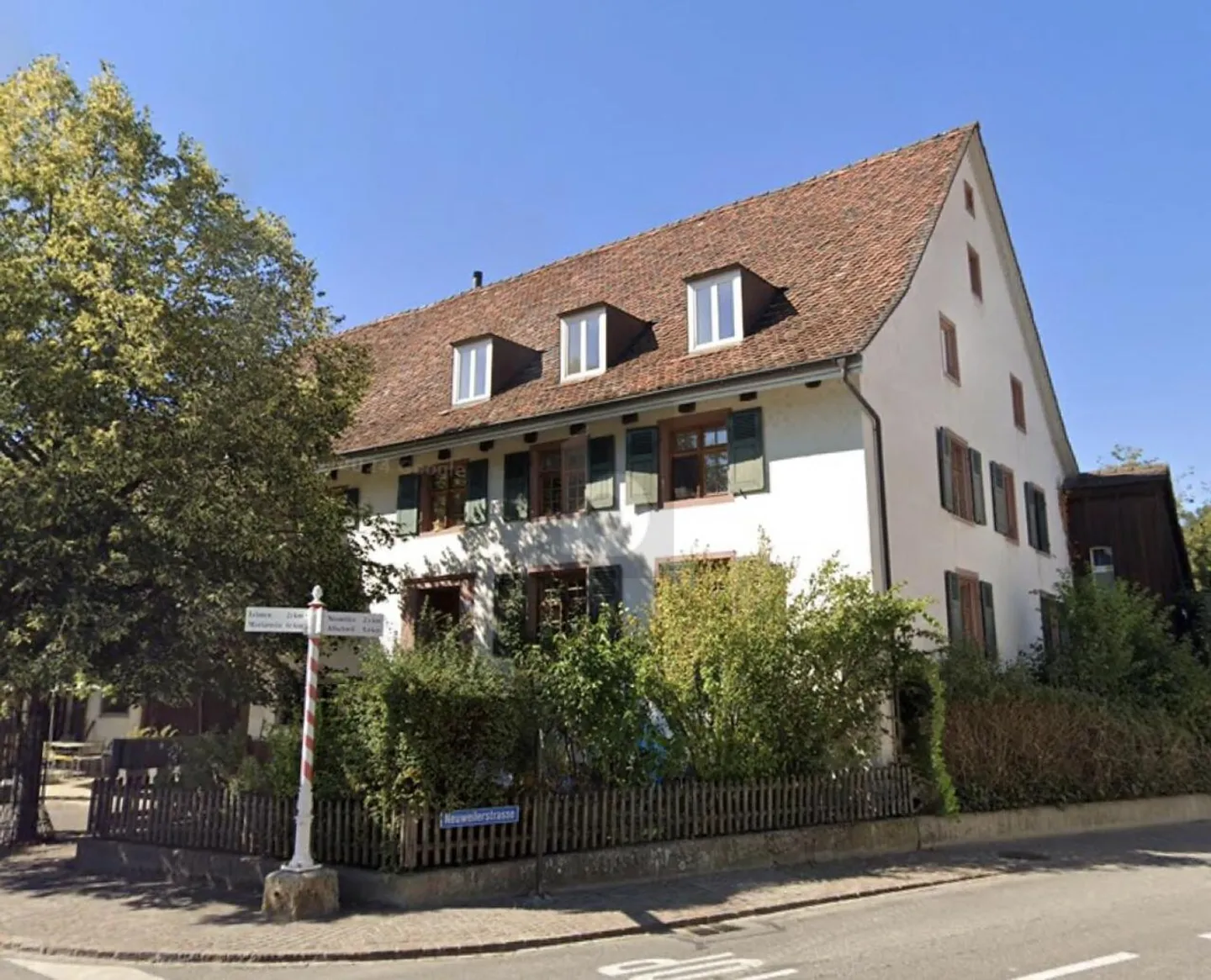 UNIQUE! HIGH-QUALITY RENOVATED WITH VISIBLE BEAMS! - Photo 1 of 6
