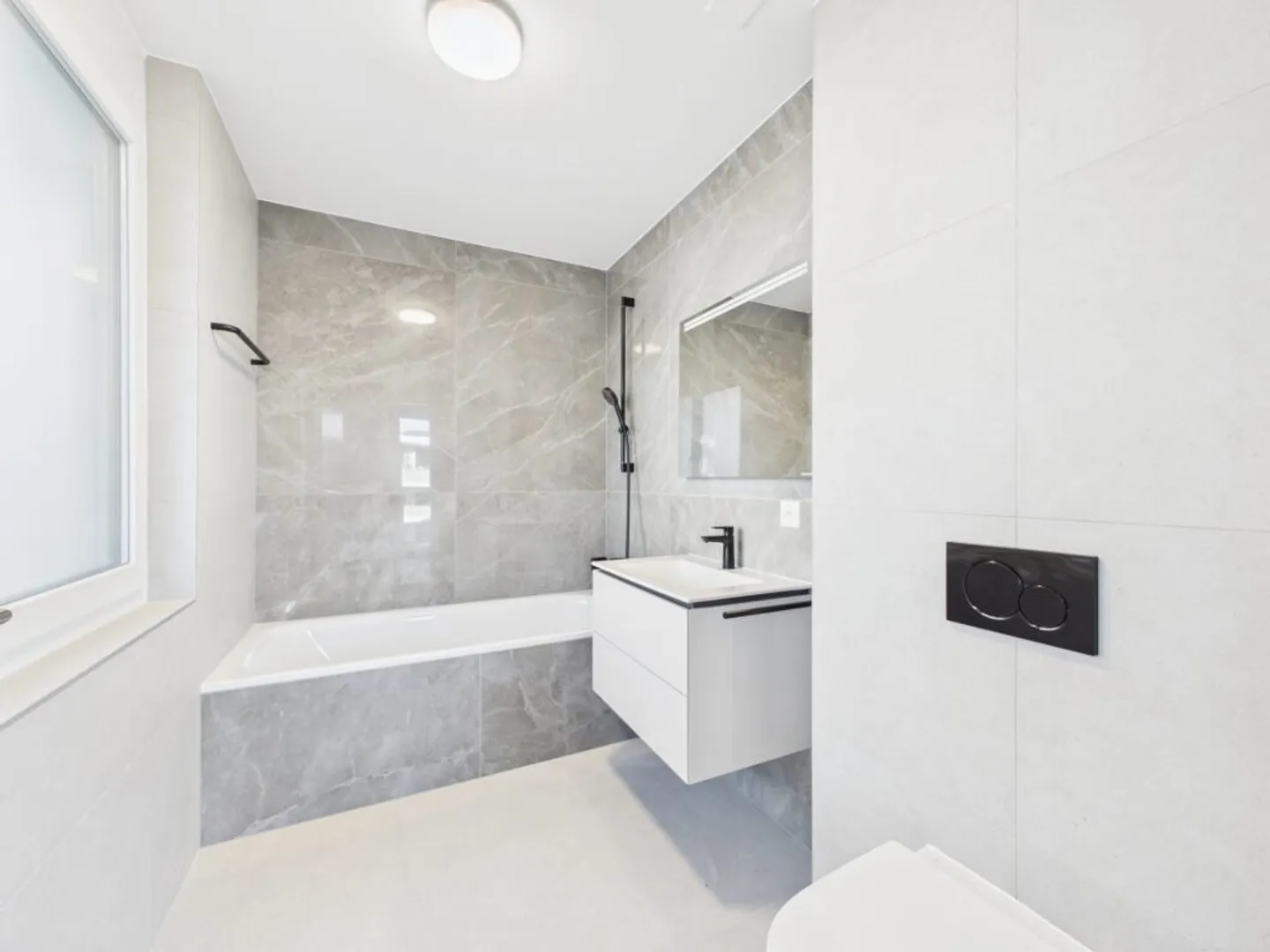 NEW 4.5-room apartment of 111m2 on the 1st floor in Prilly - Photo 4 of 11